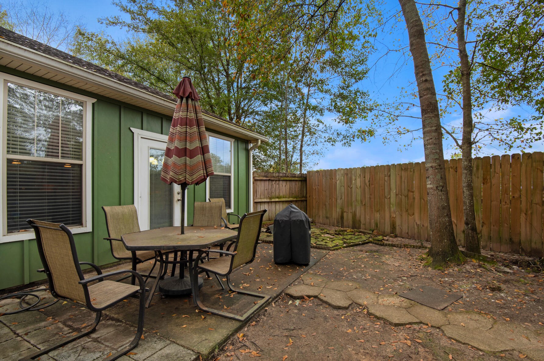 306 Key Lime Pl, Crestview FL  32536-2266 exterior