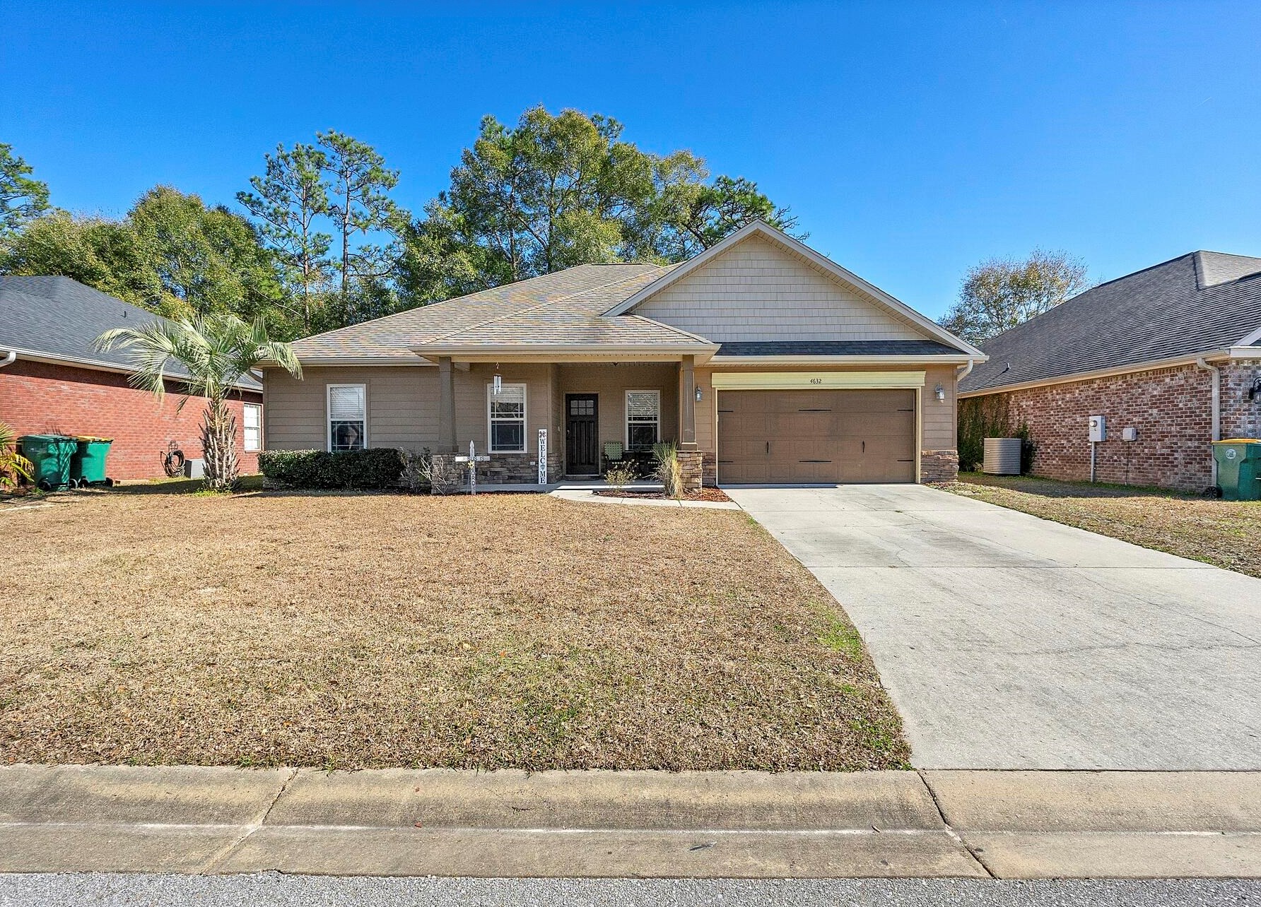 4632 Hermosa Rd, Crestview, FL 32539