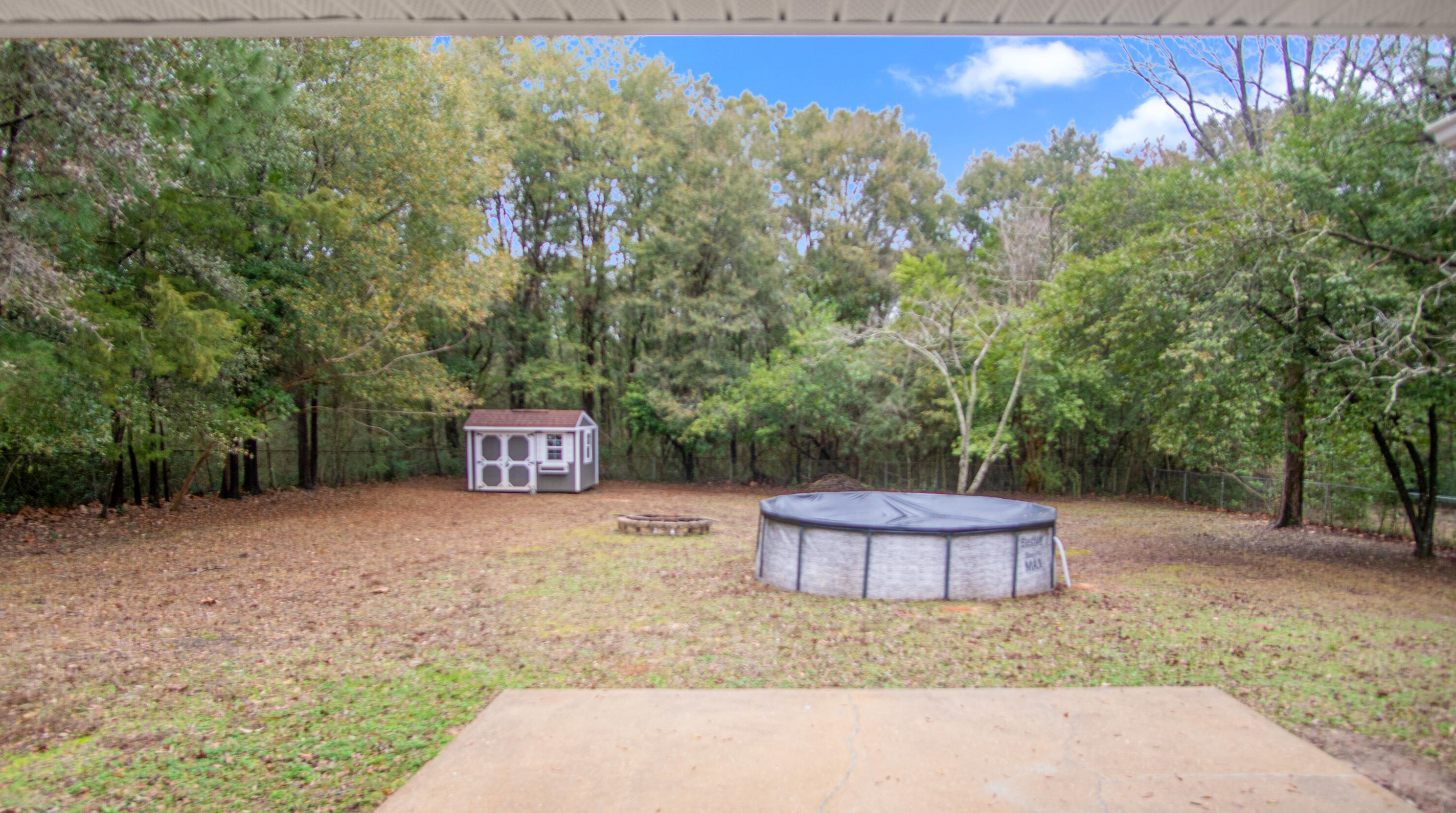 121 Hillwood Dr, Crestview FL  32539-8501 exterior