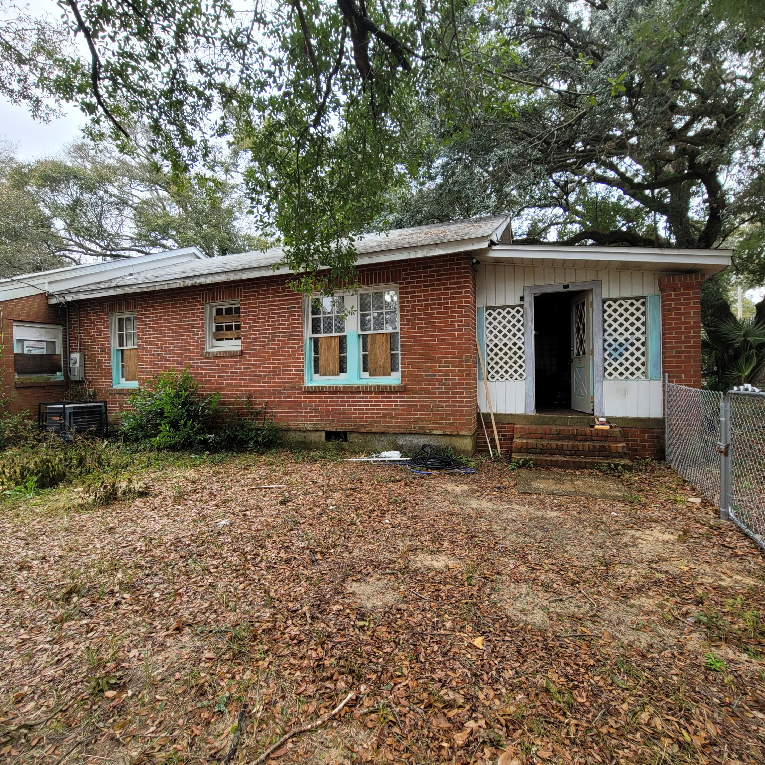 601 N Green Street N, Pensacola, FL 32505