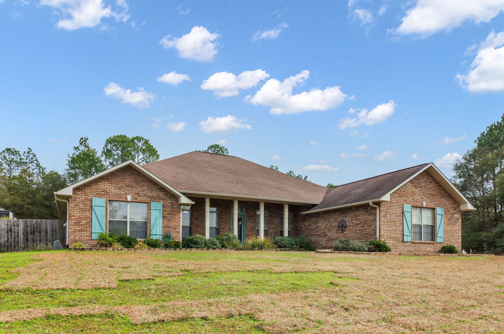 6181 Hummingbird Ln, Crestview FL  32536-4392 exterior