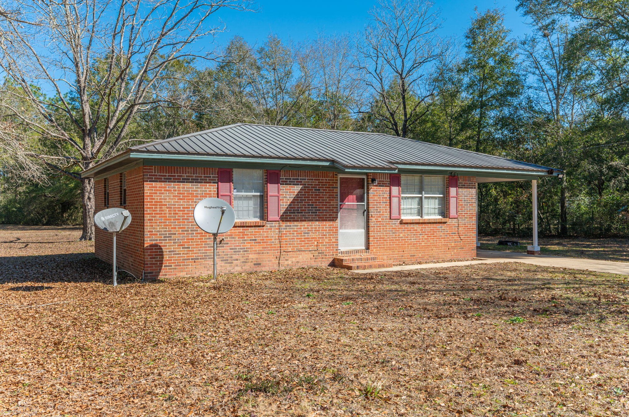 1841 County Highway 183 S, Defuniak Springs, FL 32433