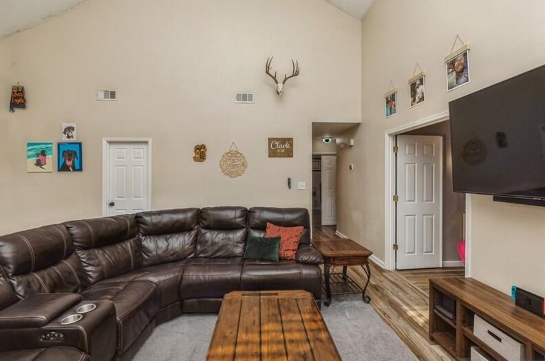 367 Canterbury Cir, Fort Walton Beach FL  32548-4588 exterior