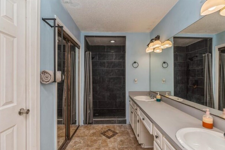 367 Canterbury Cir, Fort Walton Beach FL  32548-4588 exterior