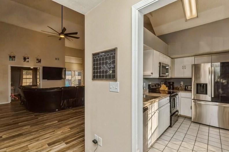 367 Canterbury Cir, Fort Walton Beach FL  32548-4588 exterior