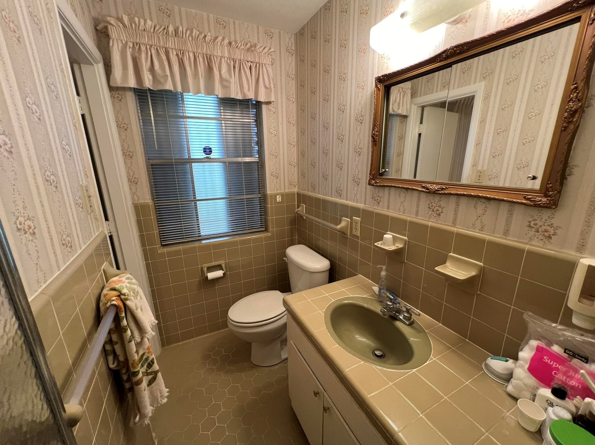 18 Sherwood Rd, Fort Walton Beach FL  32547-1635 exterior