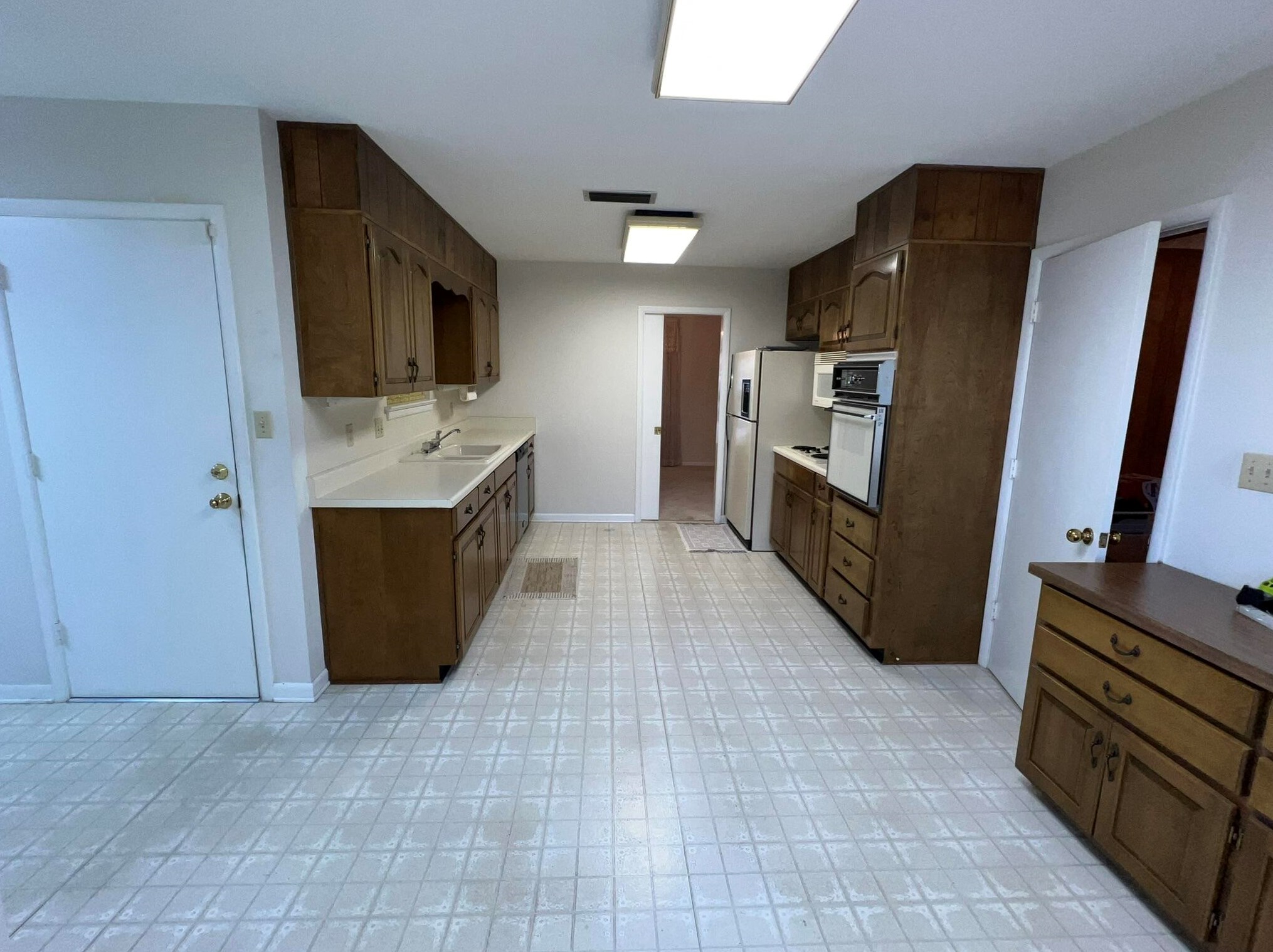 18 Sherwood Rd, Fort Walton Beach FL  32547-1635 exterior