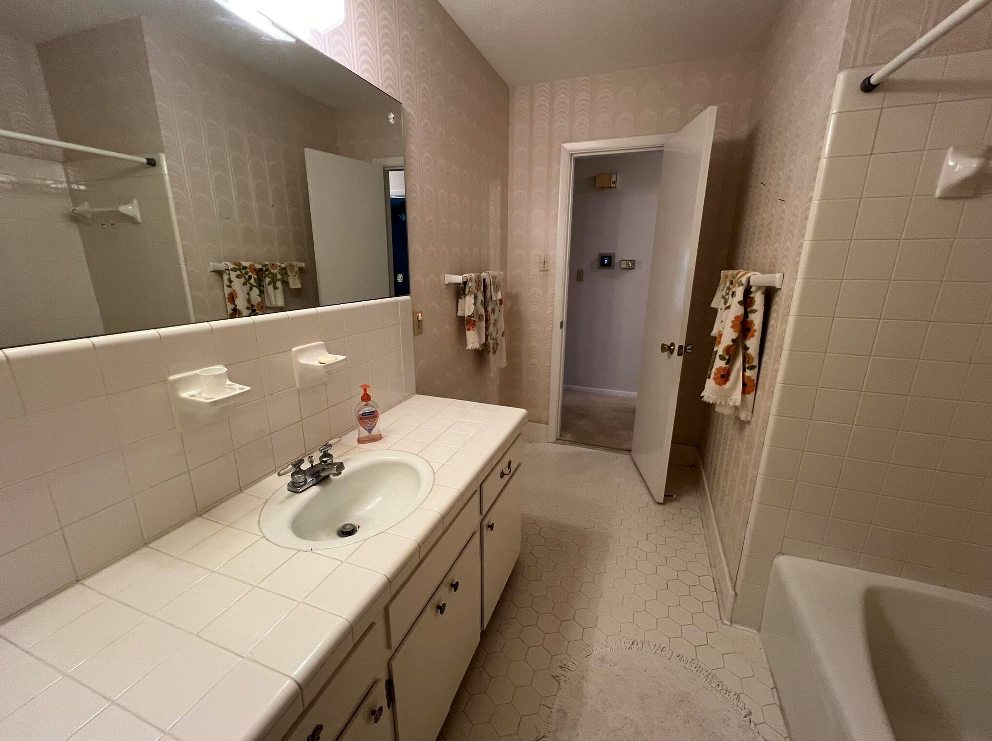 18 Sherwood Rd, Fort Walton Beach FL  32547-1635 exterior