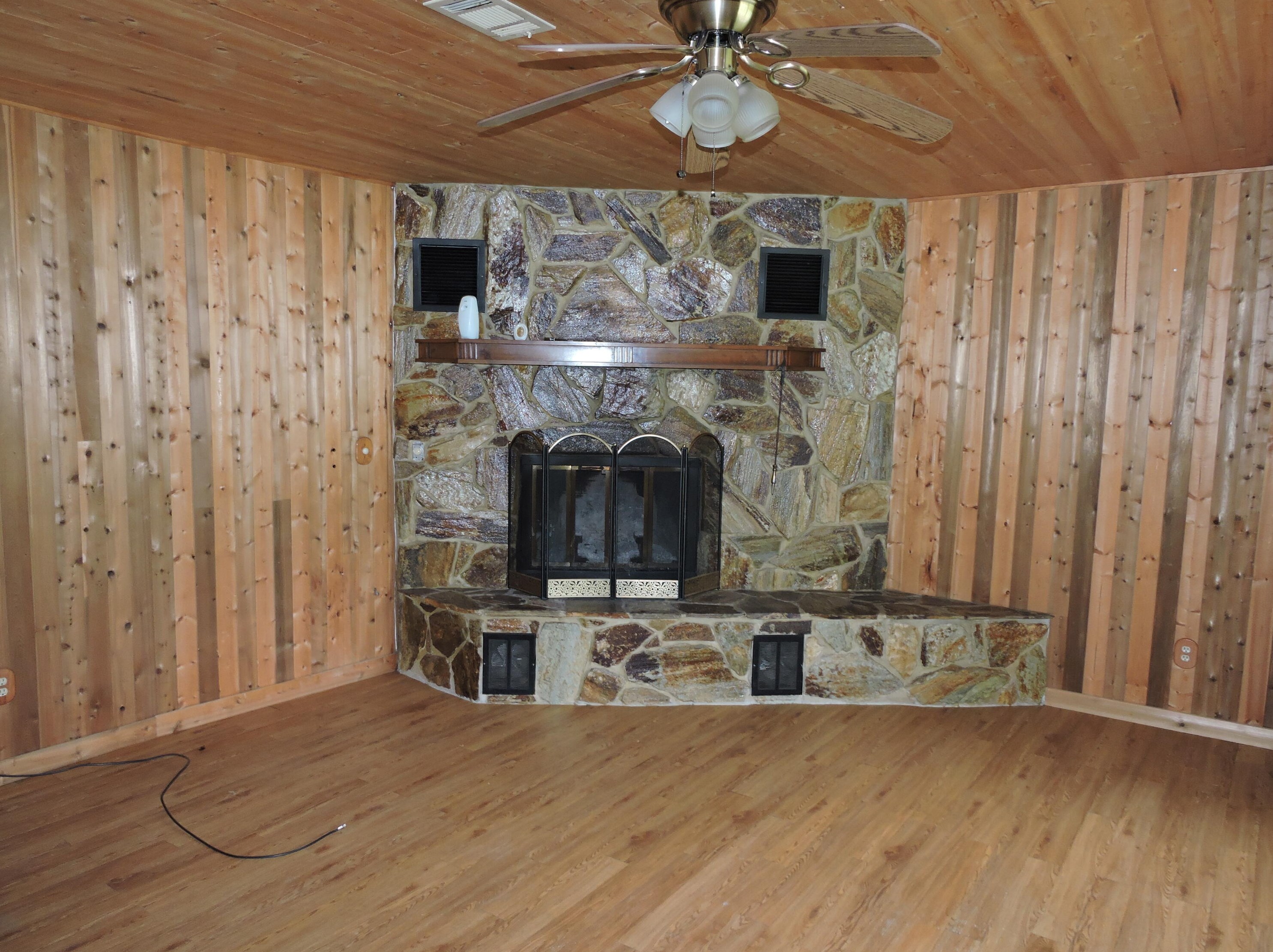 182 John King Rd, Crestview, FL 32539