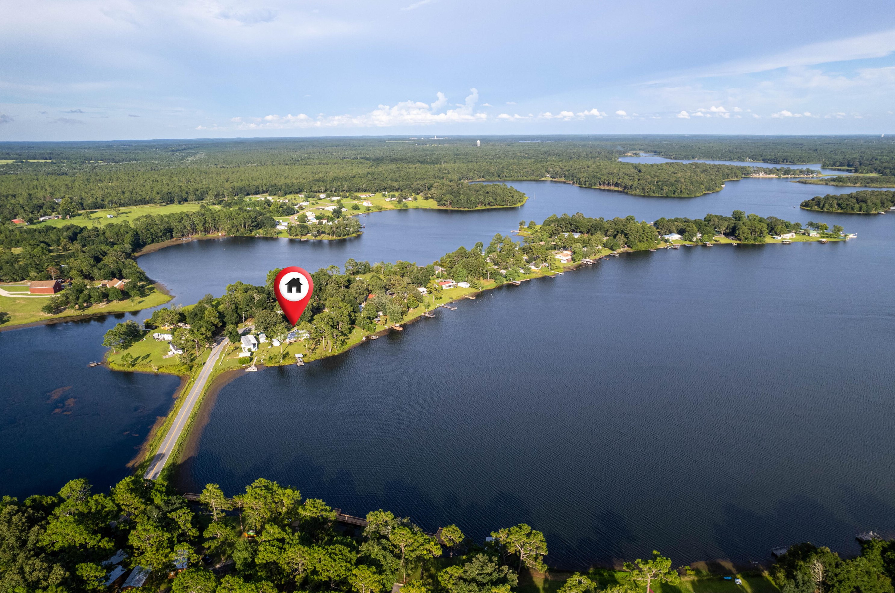 566 Paradise Island Dr, Defuniak Springs FL  32433-7072 exterior