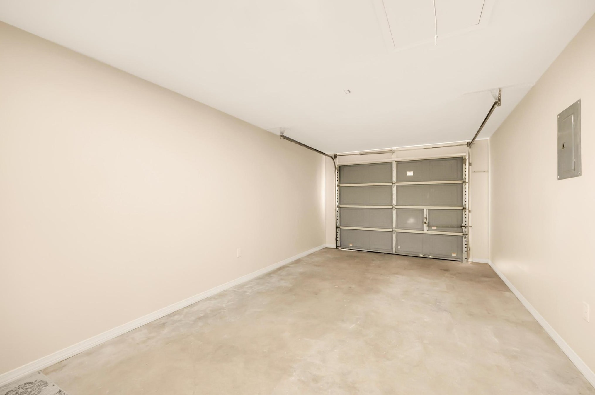 406 Ashley Dr, Crestview FL  32536-9293 exterior
