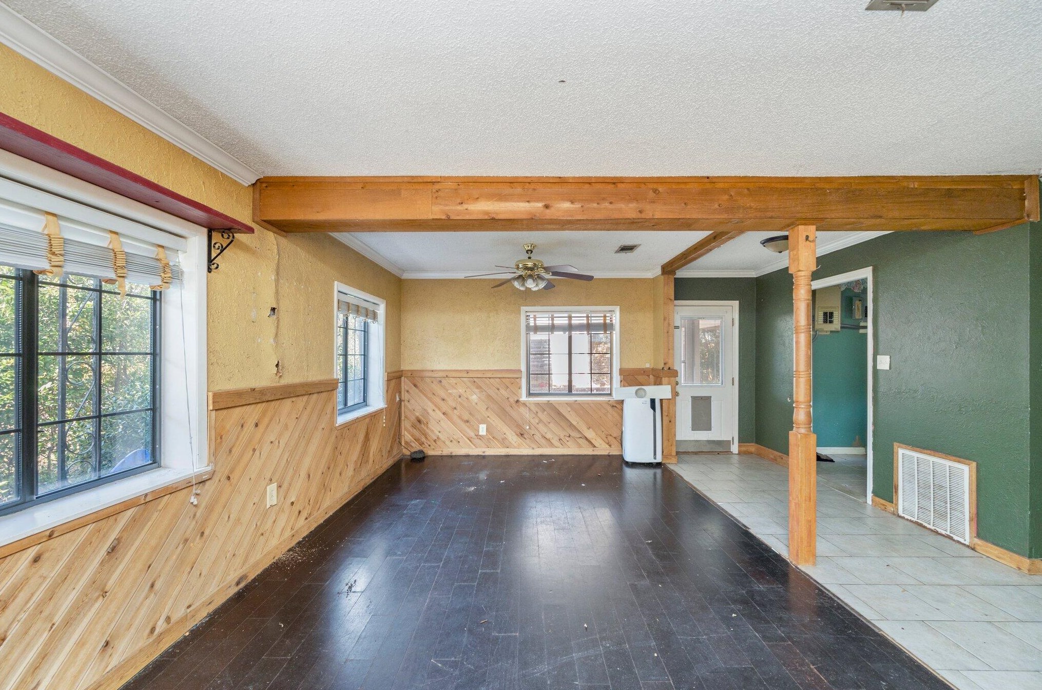 105 Air Force St, Fort Walton Beach, FL 32547