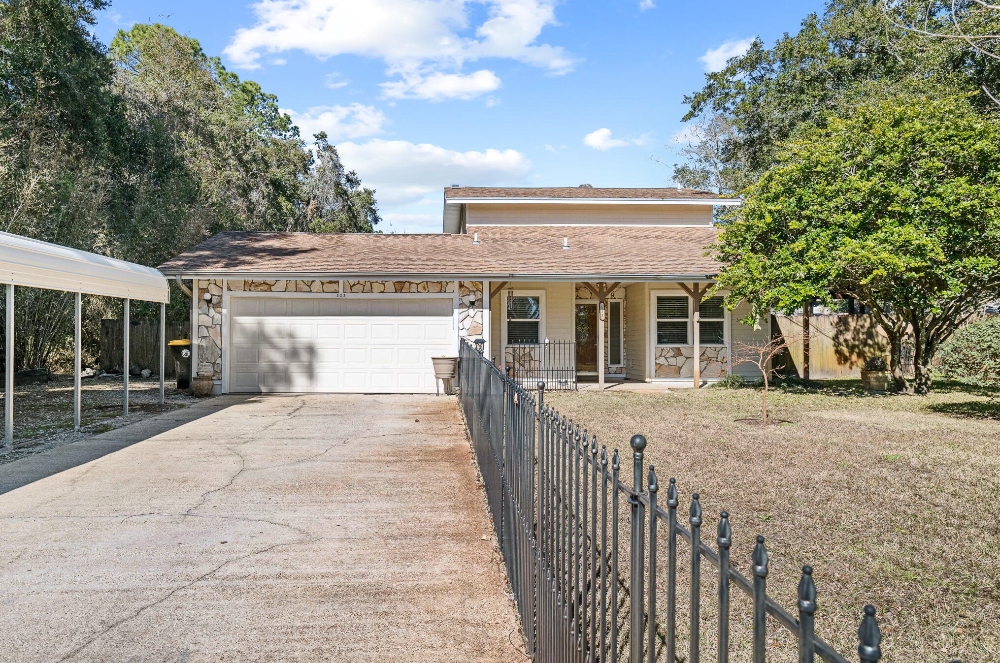 115 Northern Pine Rd, Fort Walton Beach, FL 32547-7029
