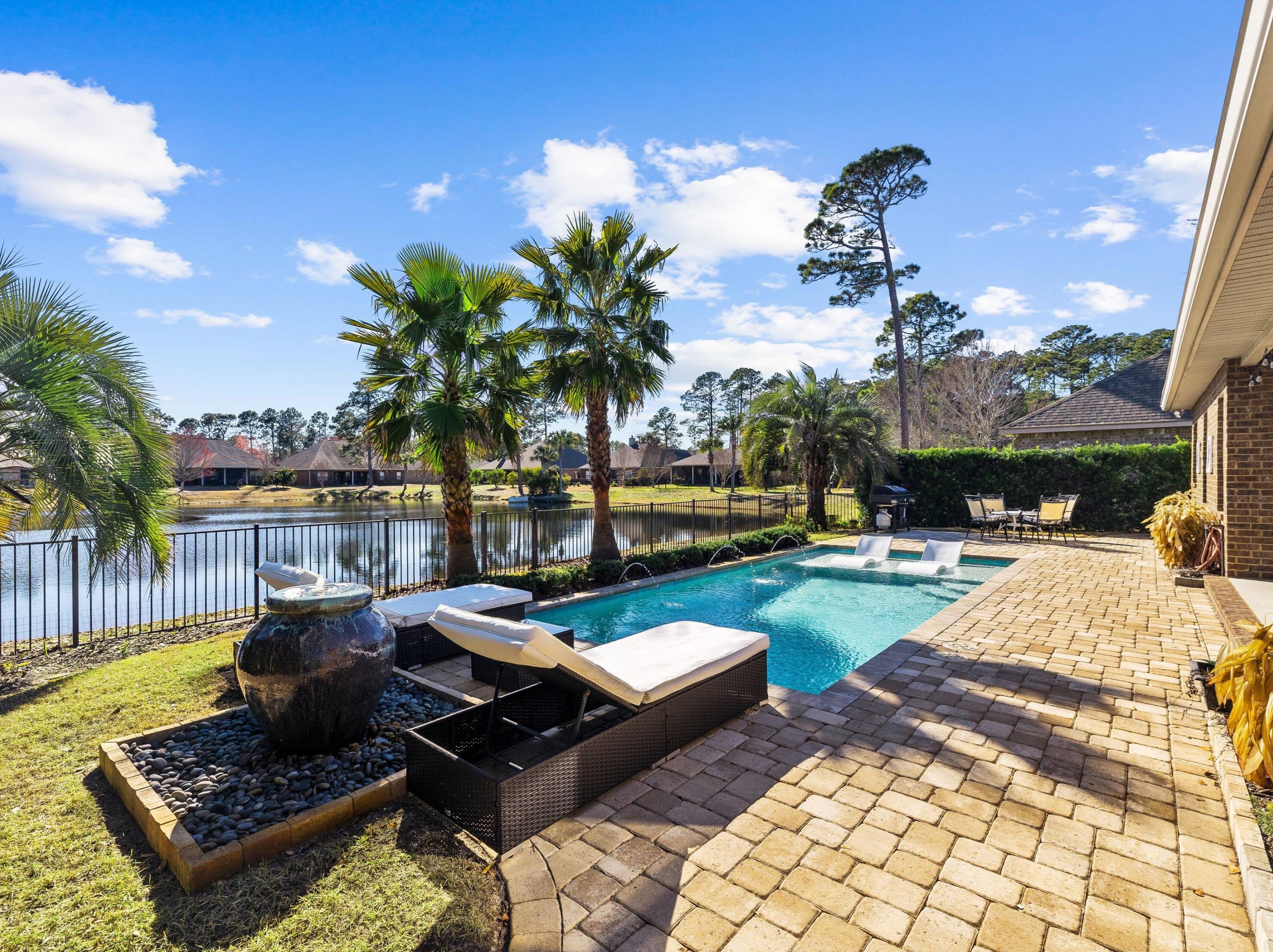 461 Whispering Lake Dr, Santa Rosa Beach FL  32459-4293 exterior