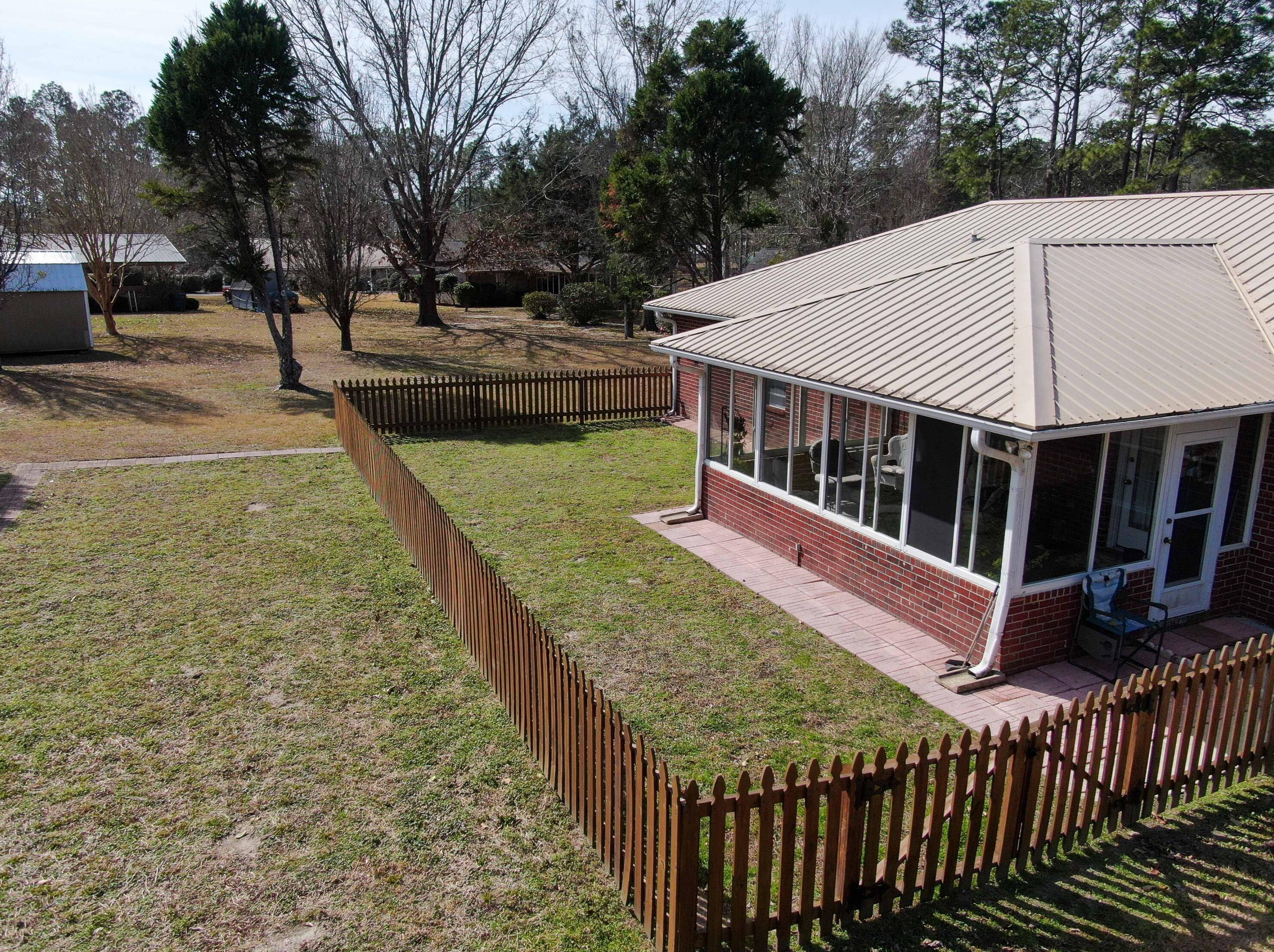 49 Holley Ln, Defuniak Springs FL  32435-3450 exterior