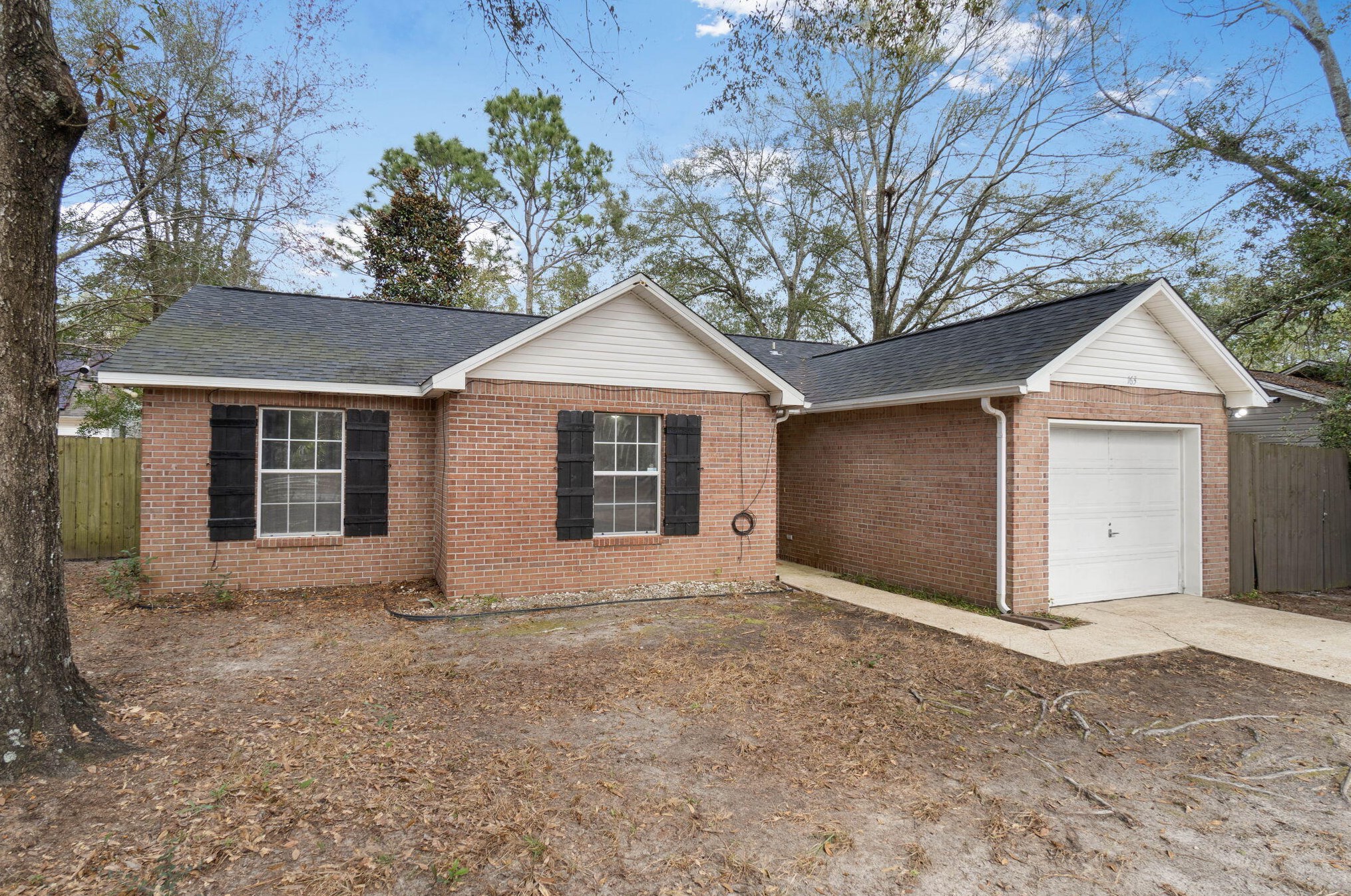 163 John King Rd, Crestview, FL 32539
