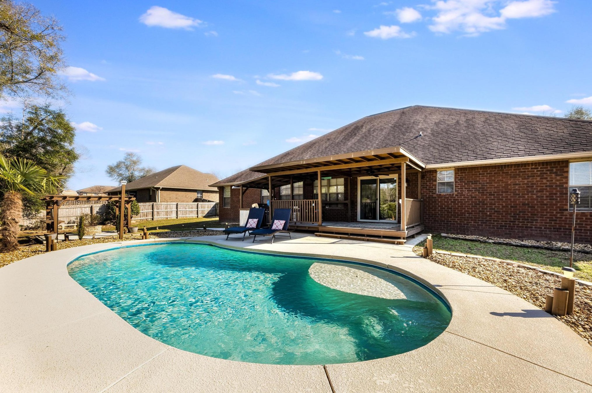 6217 Plum Orchard Way, Crestview FL  32536-4370 exterior
