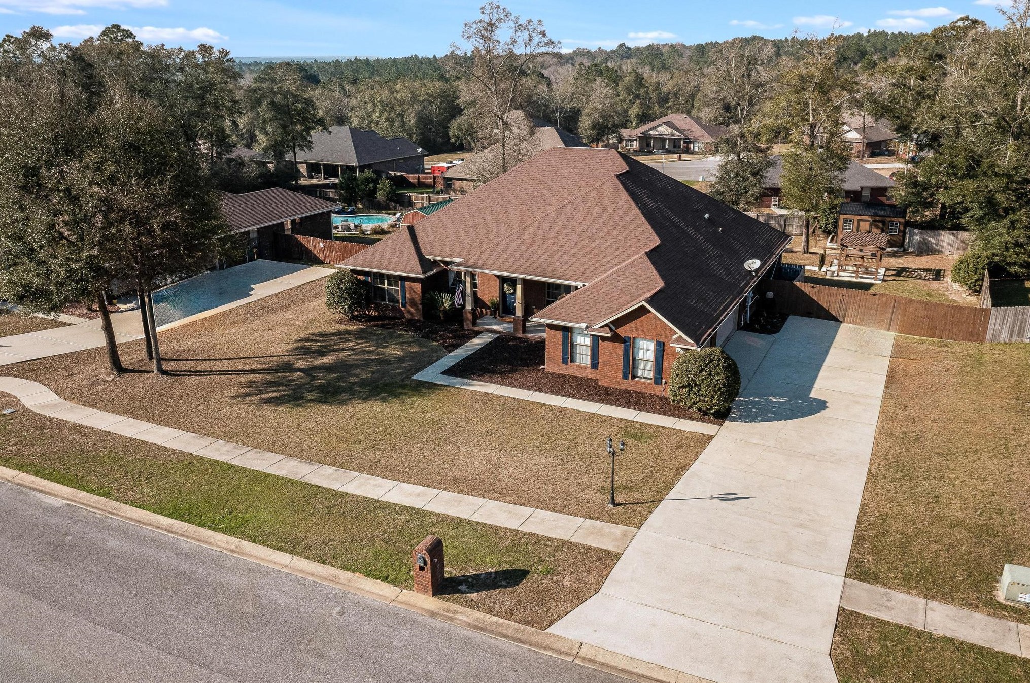 6217 Plum Orchard Way, Crestview FL  32536-4370 exterior