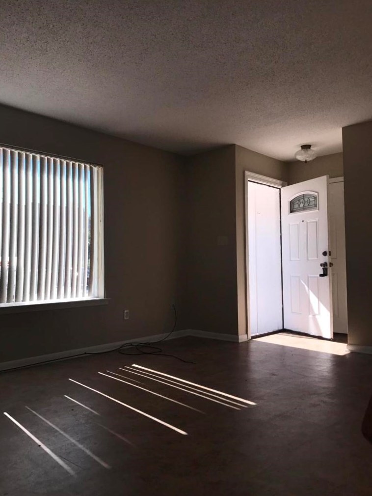 118 Valencia Dr, Fort Walton Beach, FL 32547
