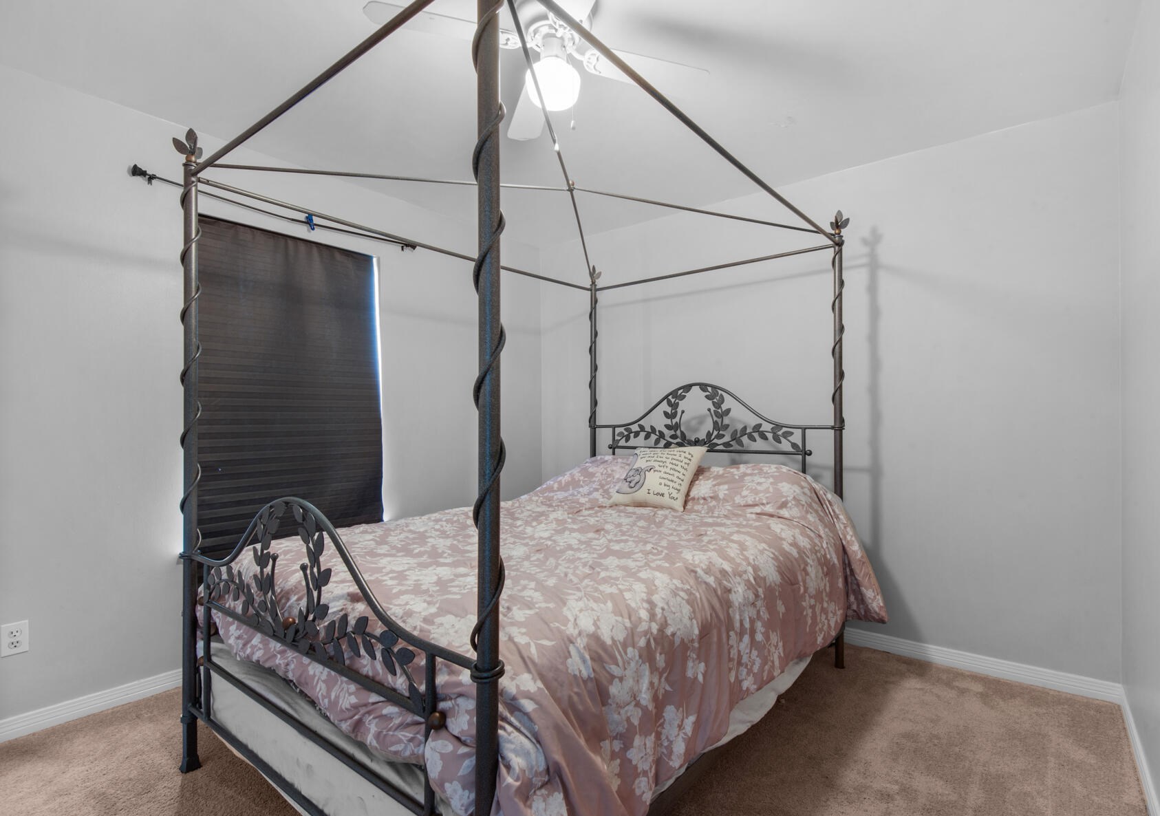 17 Ruby Cir, Mary Esther FL  32569-2600 exterior