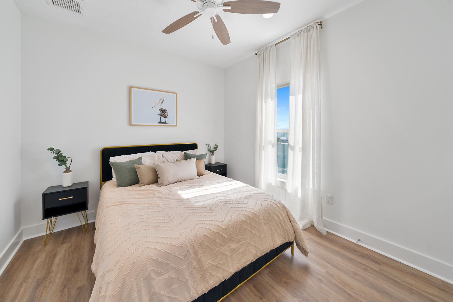 5300 Thomas Dr, Panama City FL 32408-6125 exterior