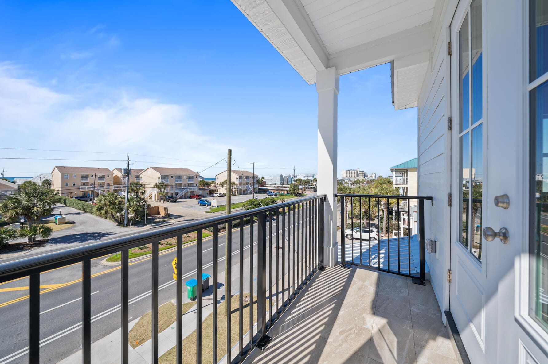 5300 Thomas Dr, Panama City FL 32408-6125 exterior