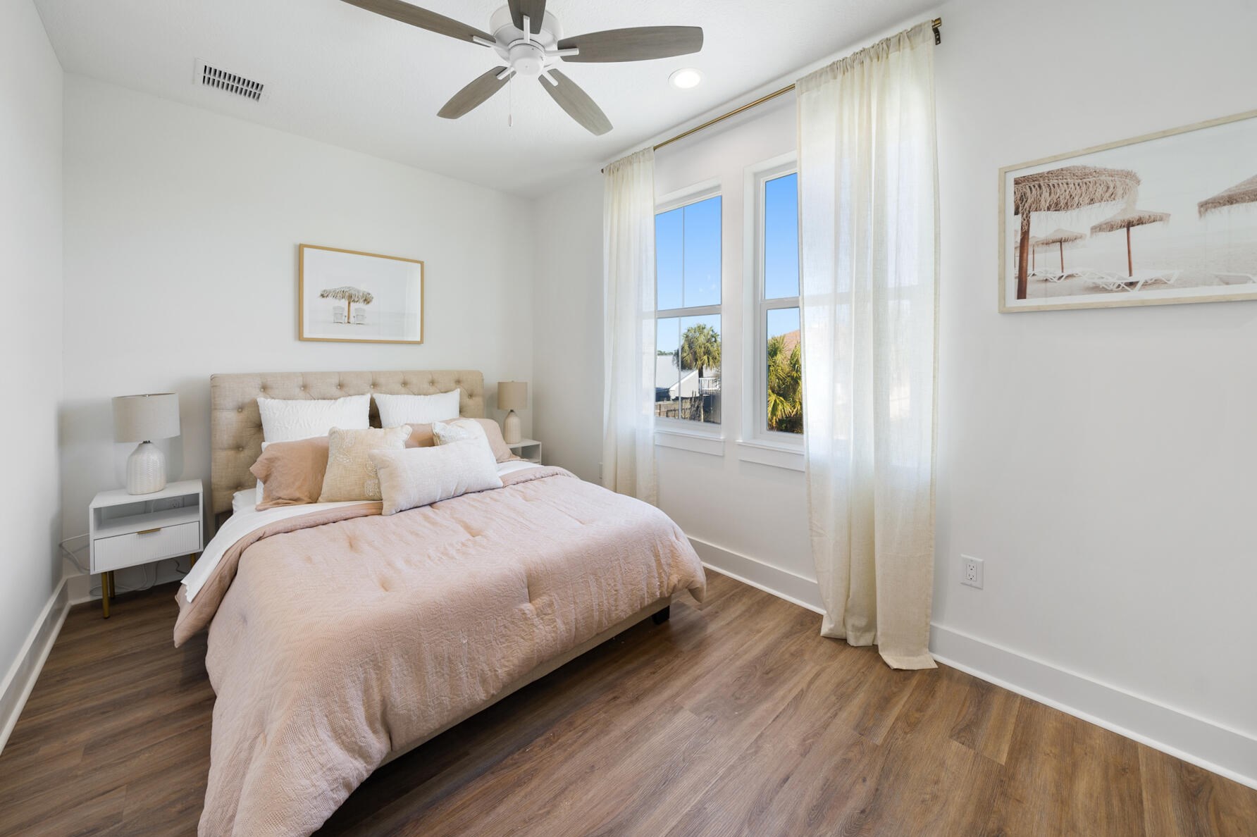 5300 Thomas Dr, Panama City FL 32408-6125 exterior