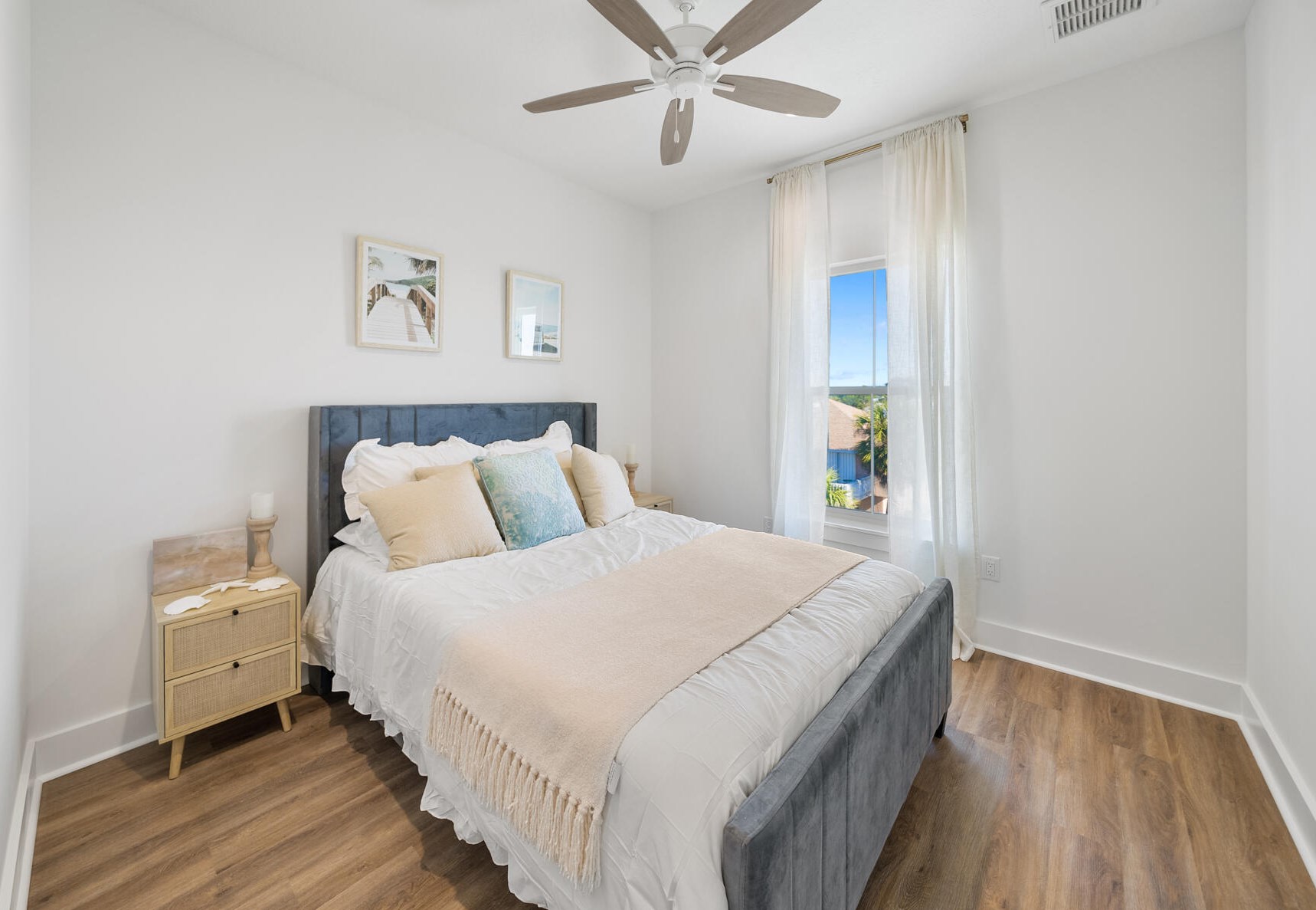 5300 Thomas Dr, Panama City FL 32408-6125 exterior