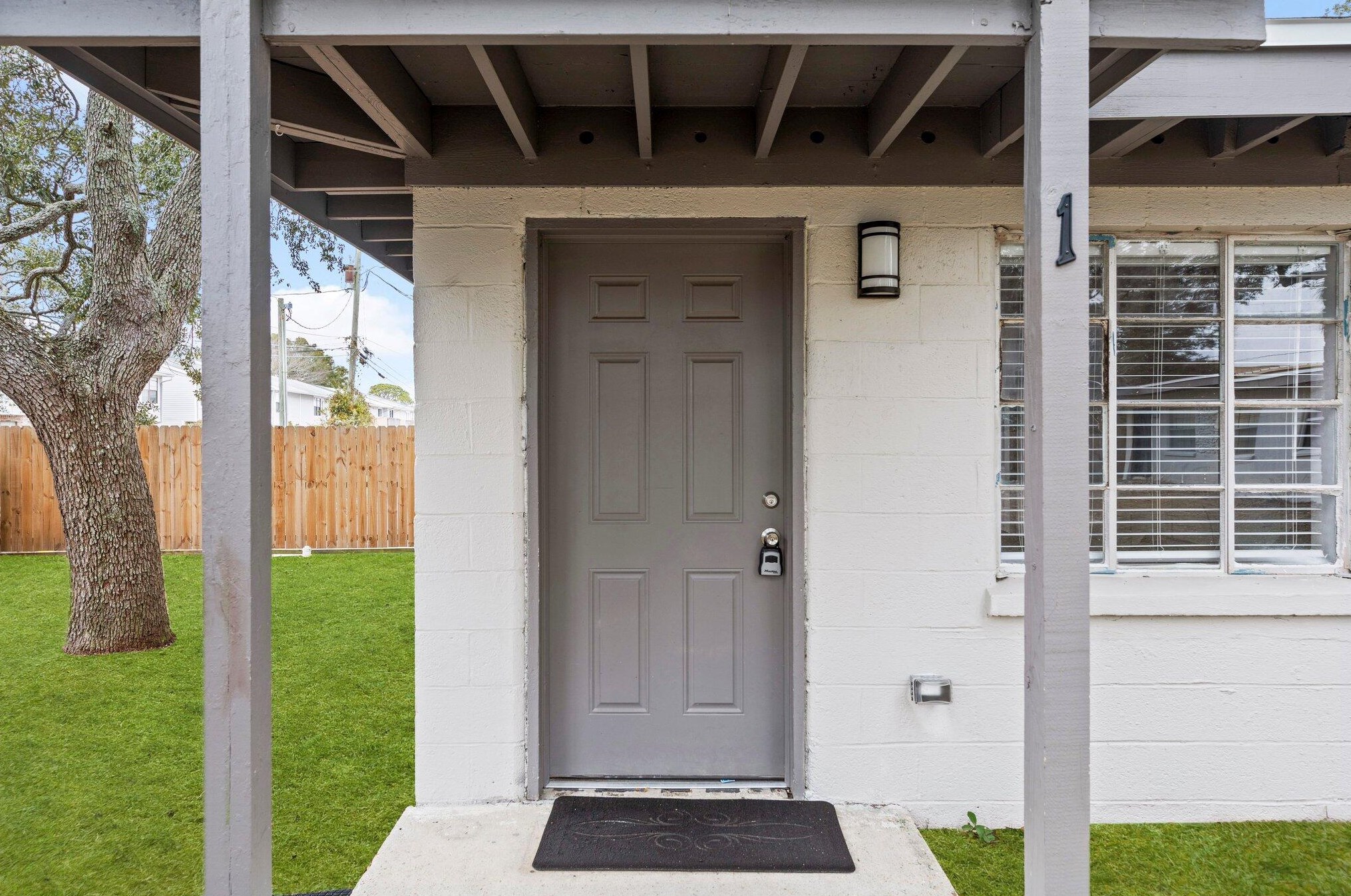 718 Ne Eglin Parkway Ne #1, Fort Walton Beach, FL 32547