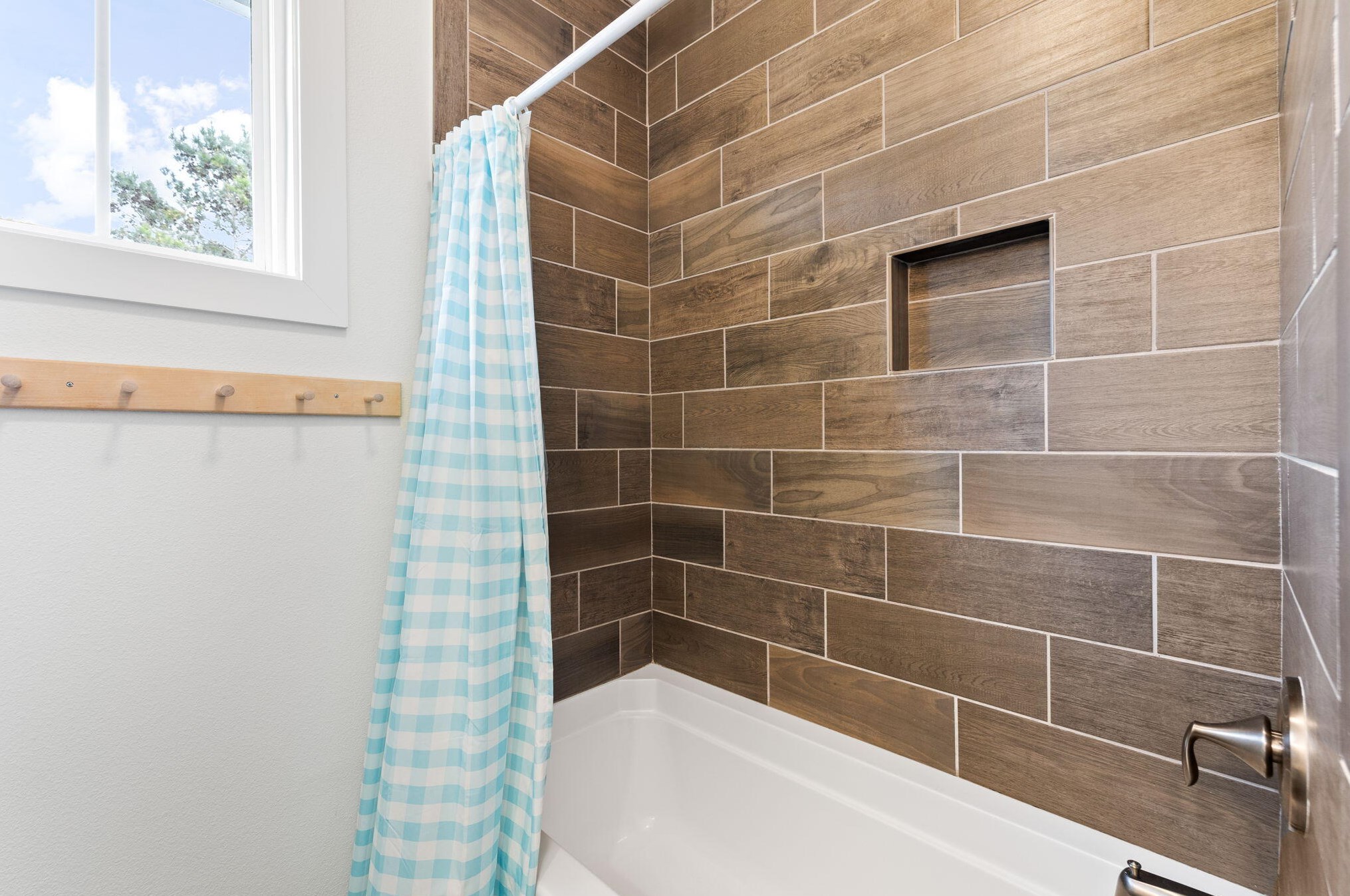 162 Emerald Beach Cir, Santa Rosa Beach FL  32459-0015 exterior