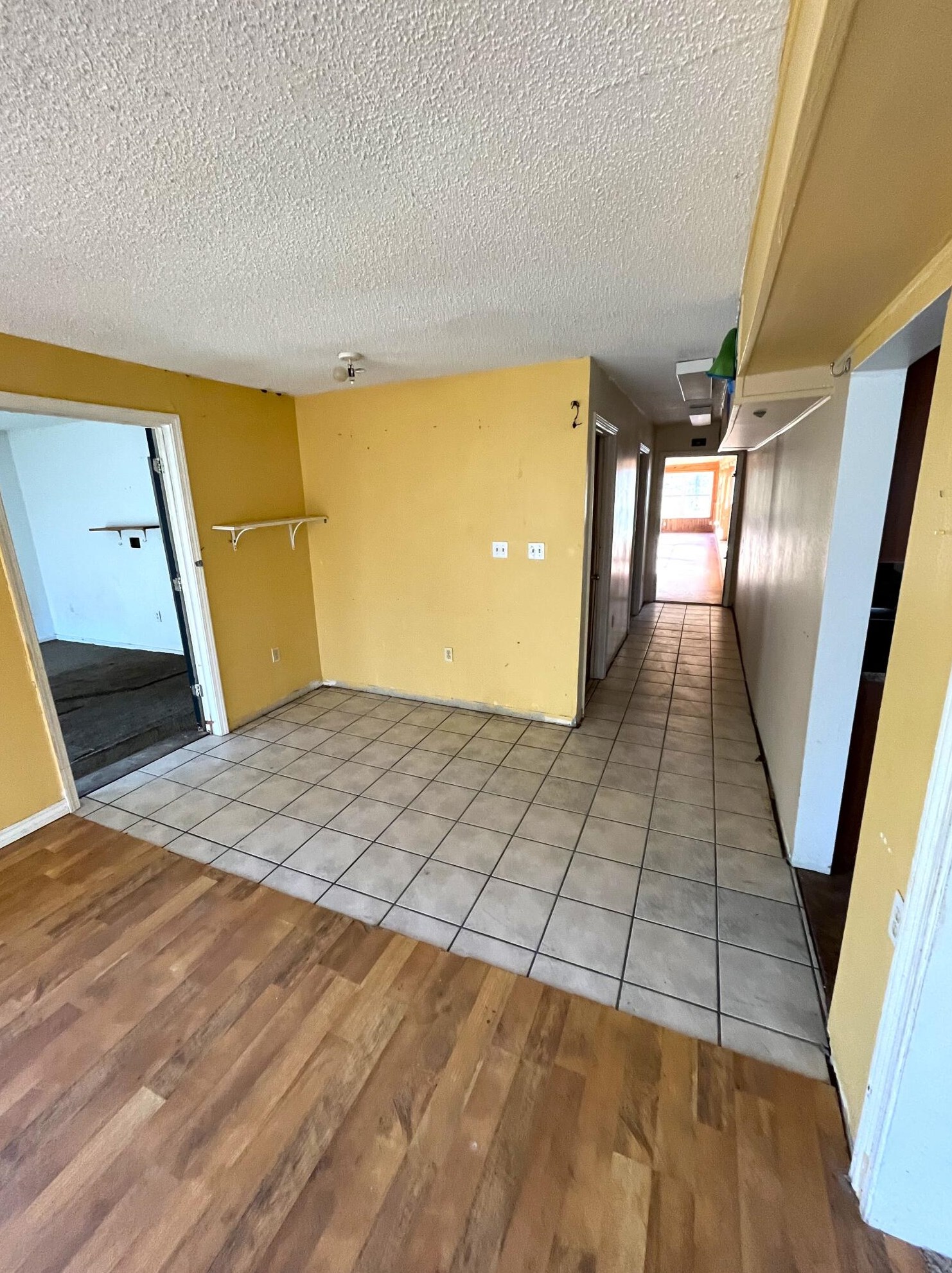 2061 G M C Ln, Crestview FL  32536-8422 exterior