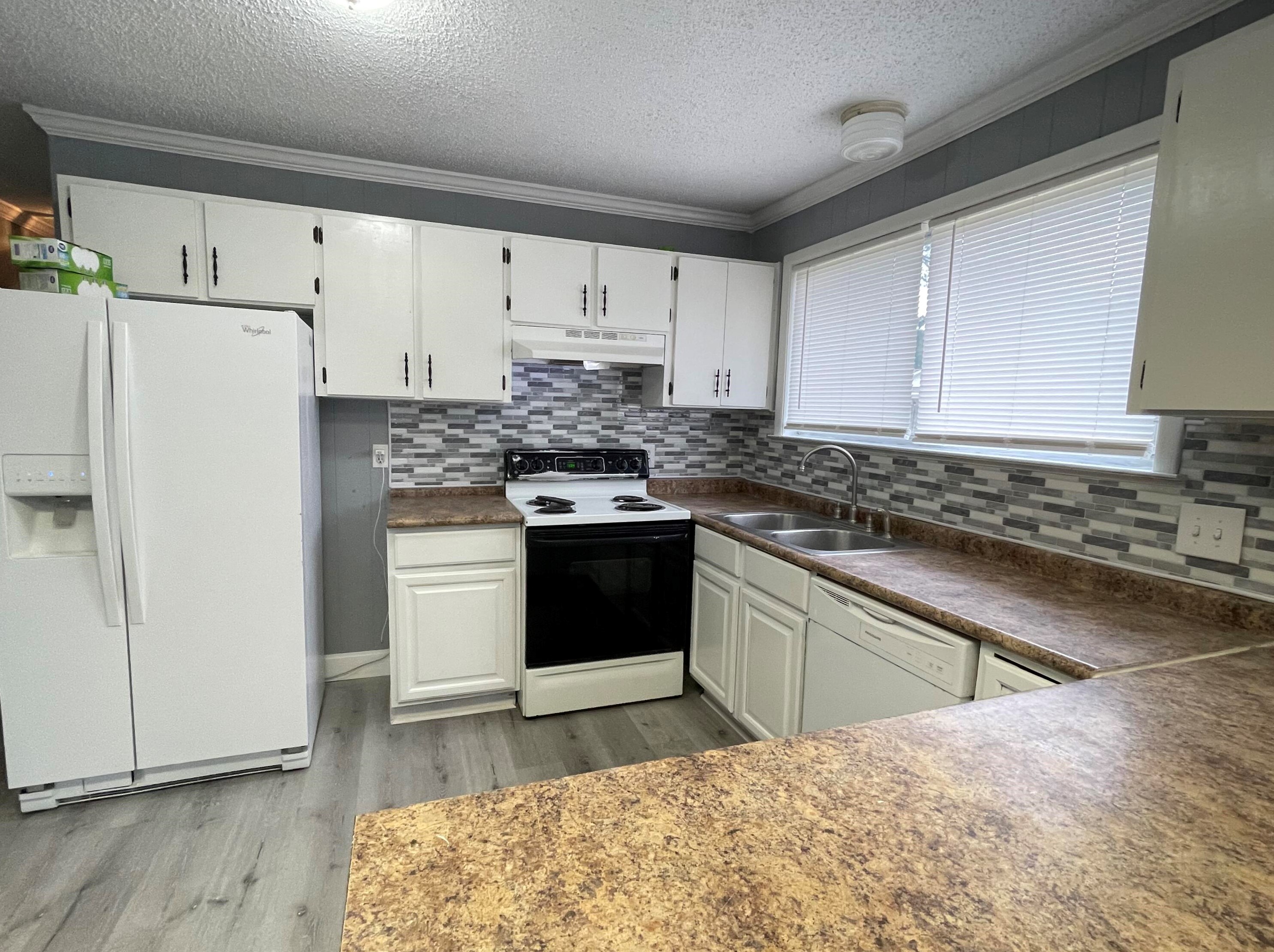 1607 Date Palm Dr, Niceville, FL 32578