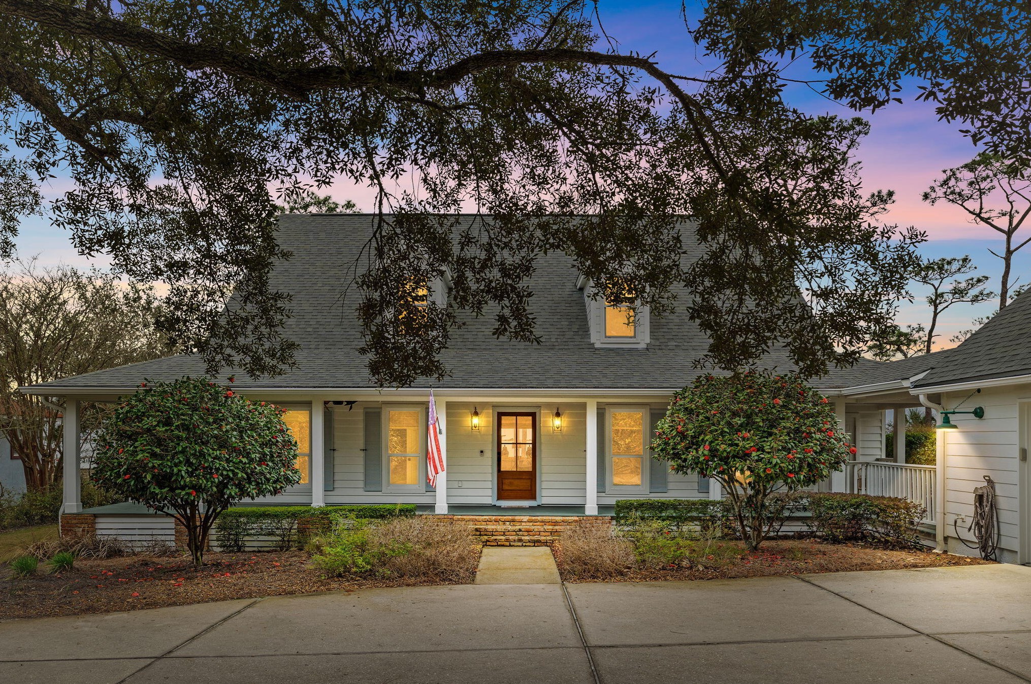 472 Parish Blvd, Mary Esther, FL 32569