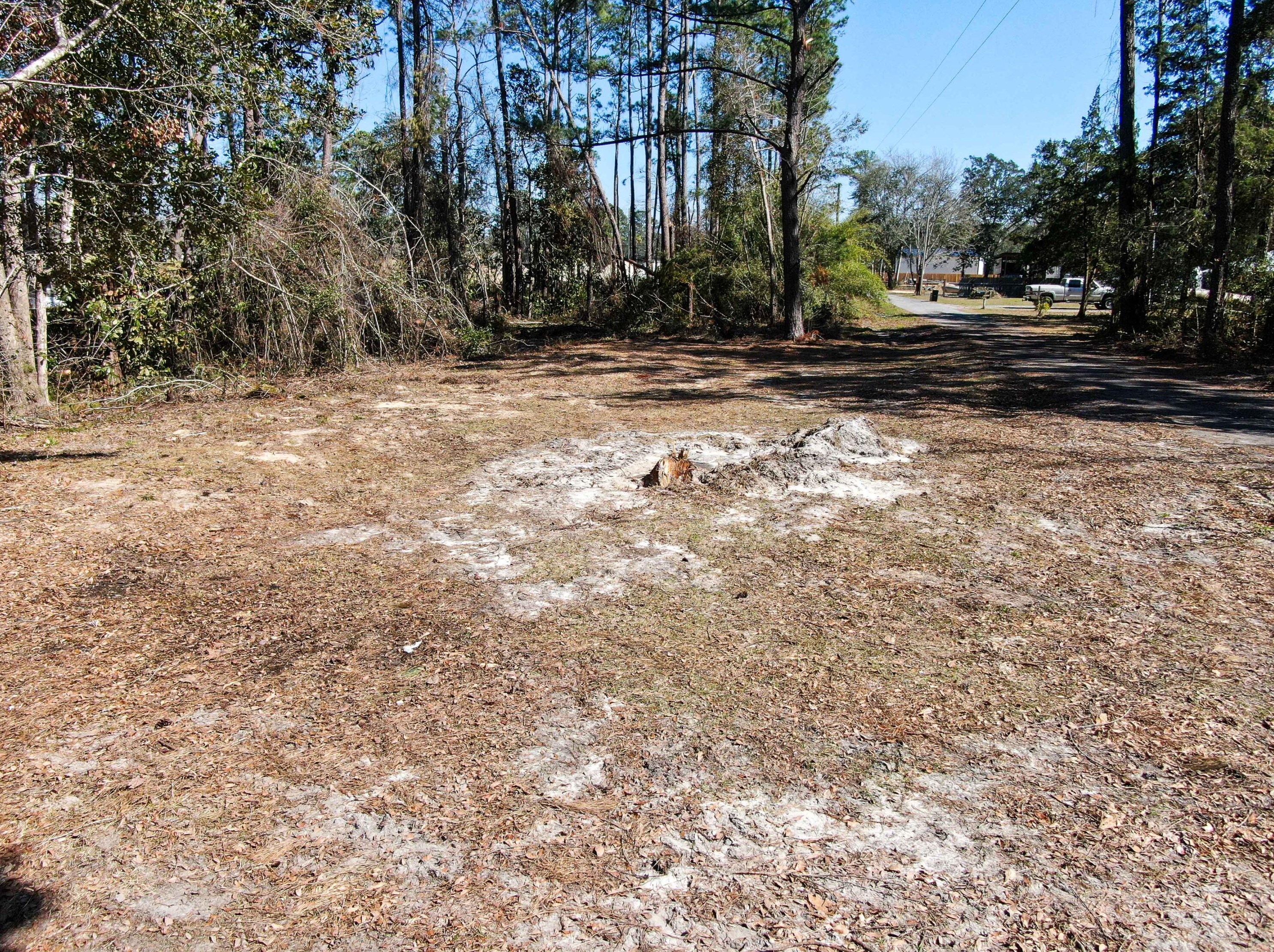 150 Jennings Rd, Freeport, FL 32439