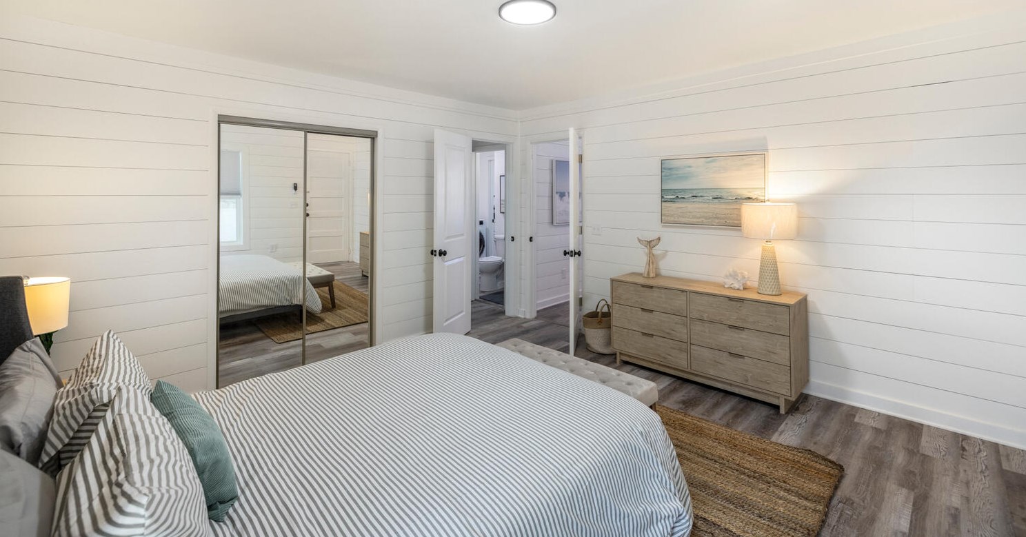 204 3 St, Panama City FL 32401-4832 exterior