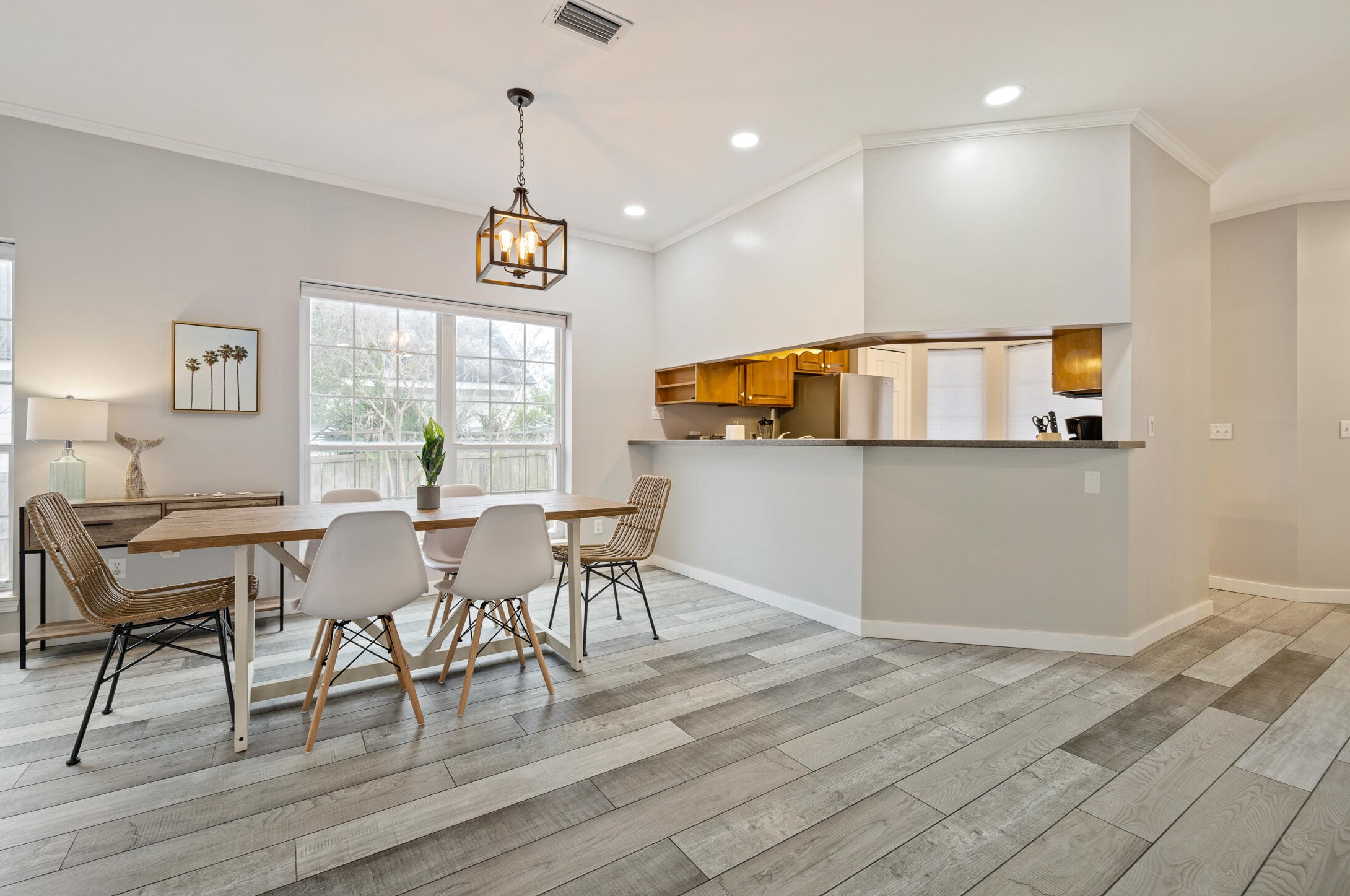 204 3 St, Panama City FL 32401-4832 exterior