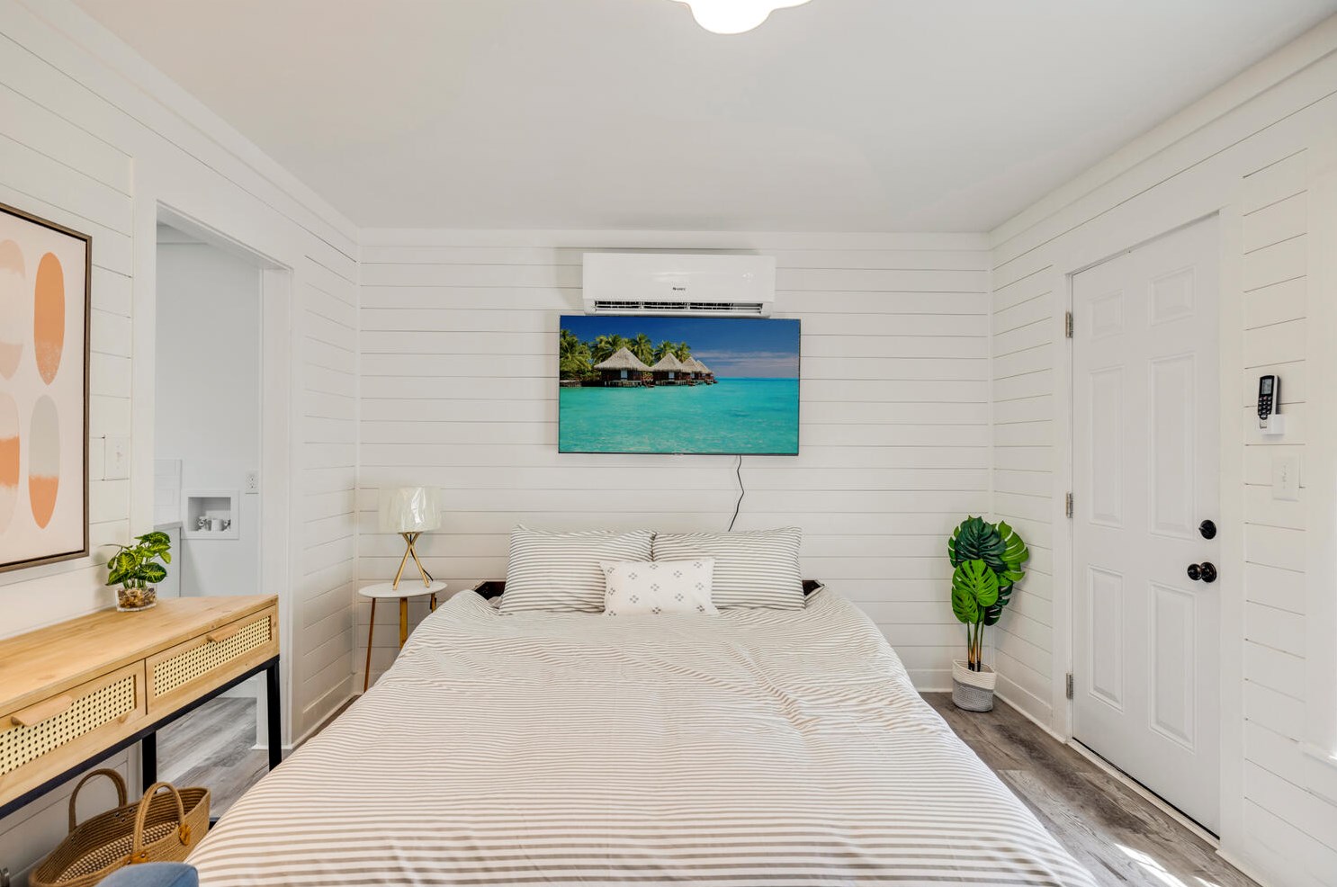 204 3 St, Panama City FL 32401-4832 exterior