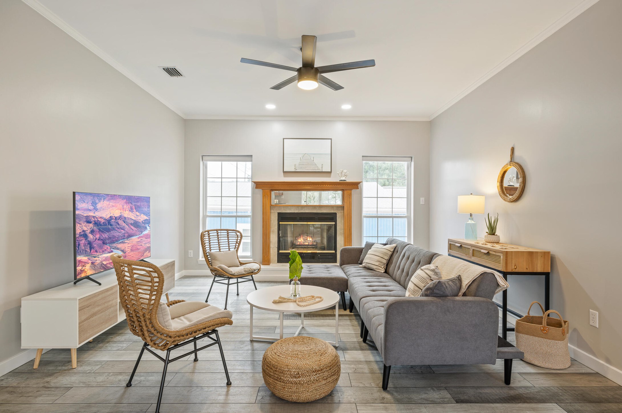 204 3 St, Panama City FL 32401-4832 exterior