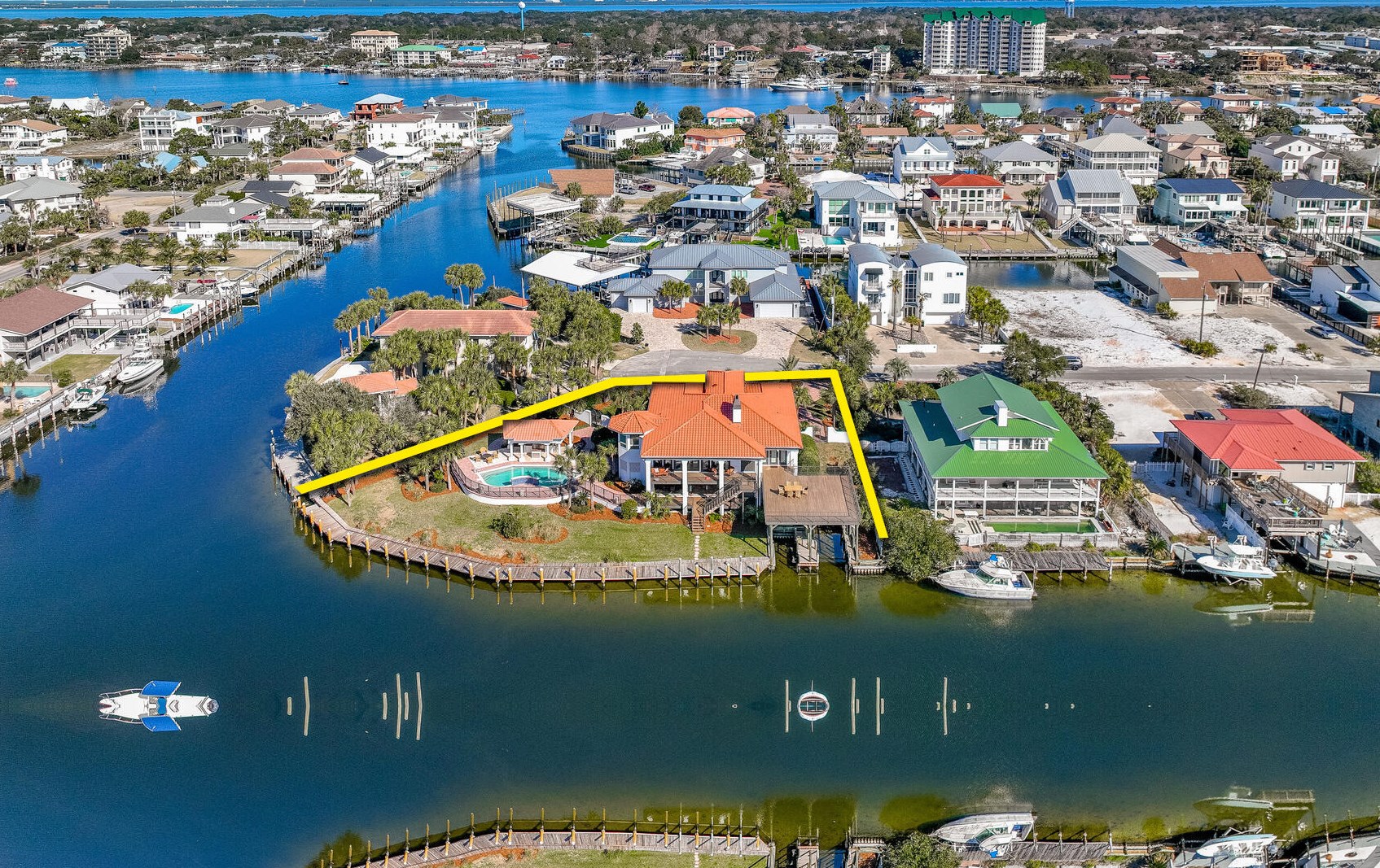 602 Magnolia Dr, Destin FL 32541-3158 exterior