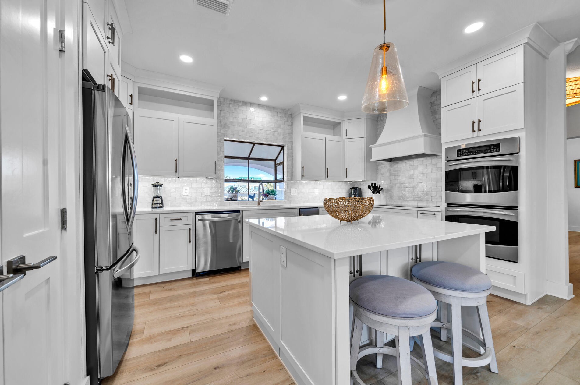 602 Magnolia Dr, Destin FL 32541-3158 exterior