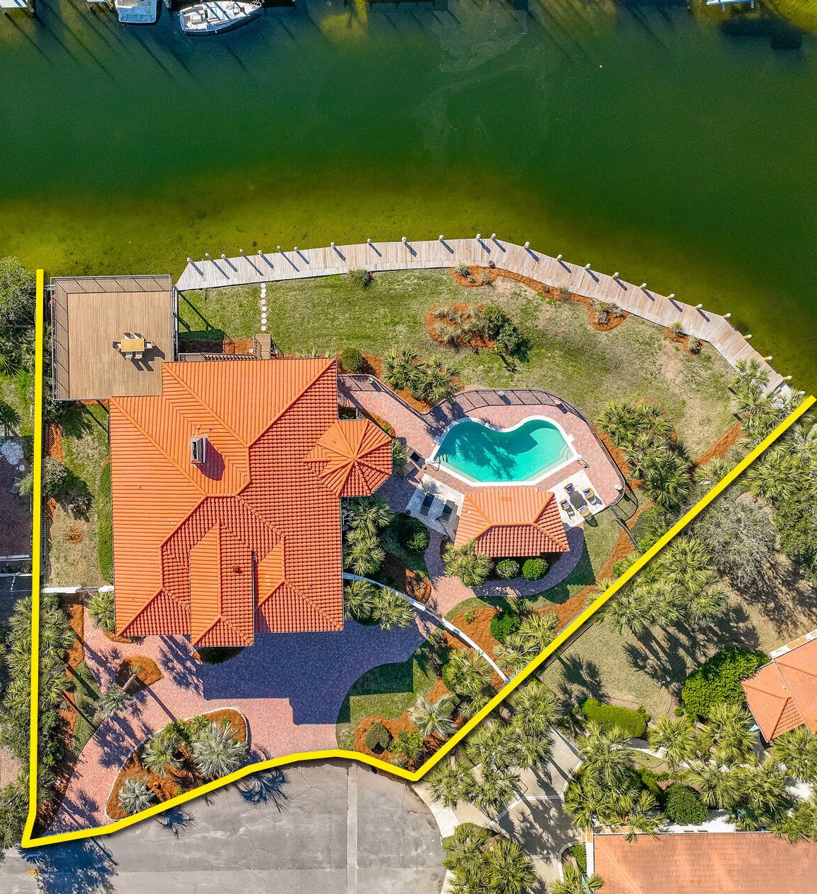 602 Magnolia Dr, Destin FL 32541-3158 exterior