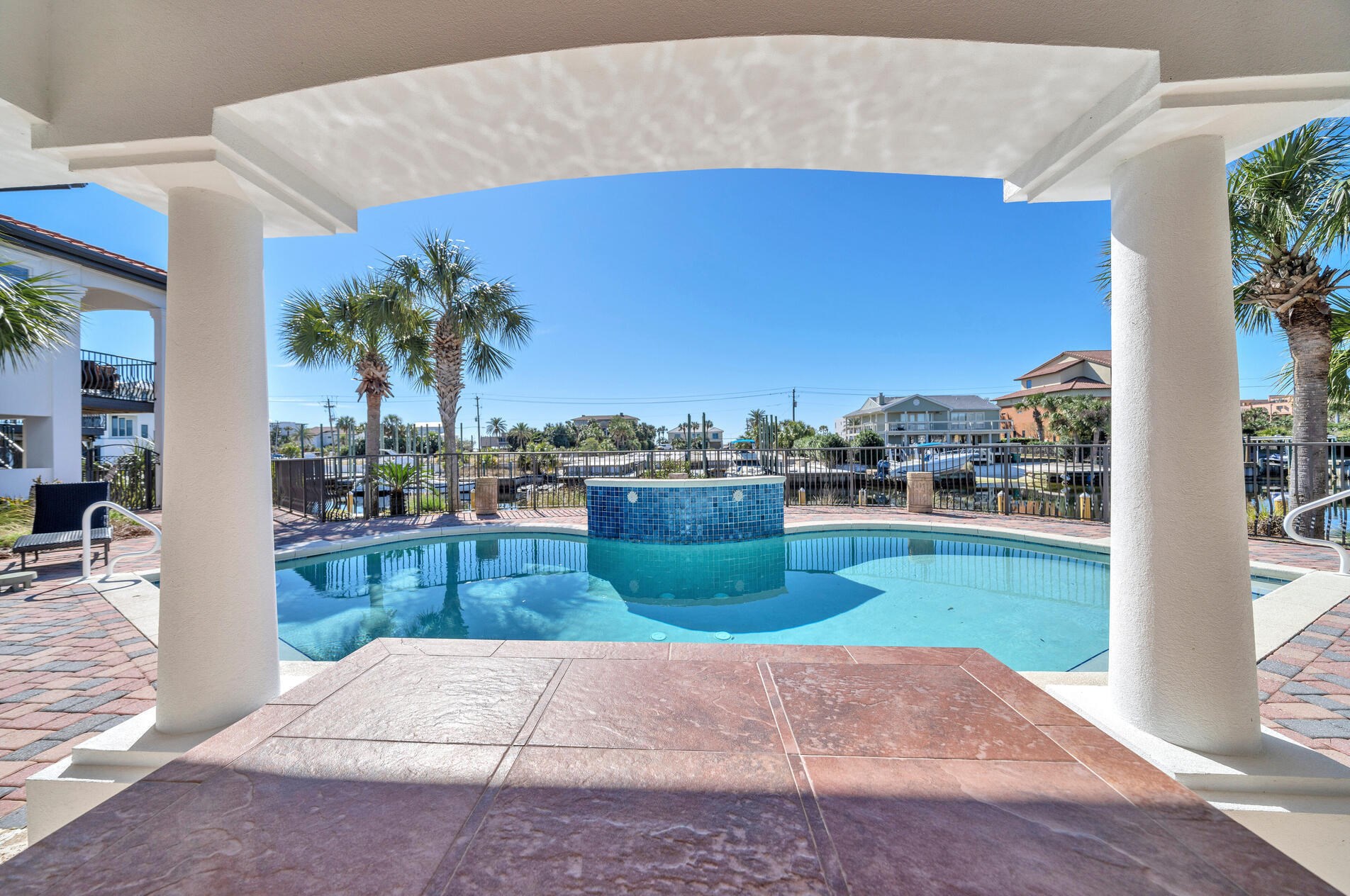 602 Magnolia Dr, Destin FL 32541-3158 exterior