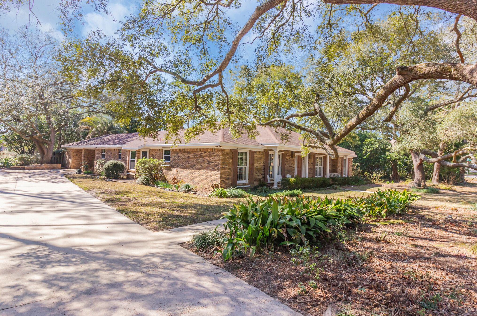 228 Mooney Rd, Fort Walton Beach, FL 32547