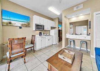 1517 Miracle Strip Pkwy #unit 404, Fort Walton Beach, FL 32548