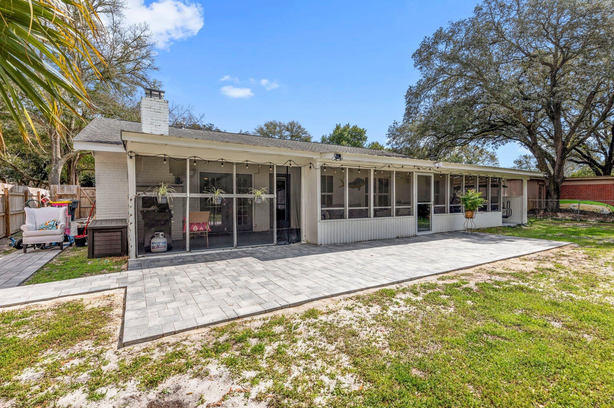 24 Bay Dr, Fort Walton Beach FL  32548-5166 exterior