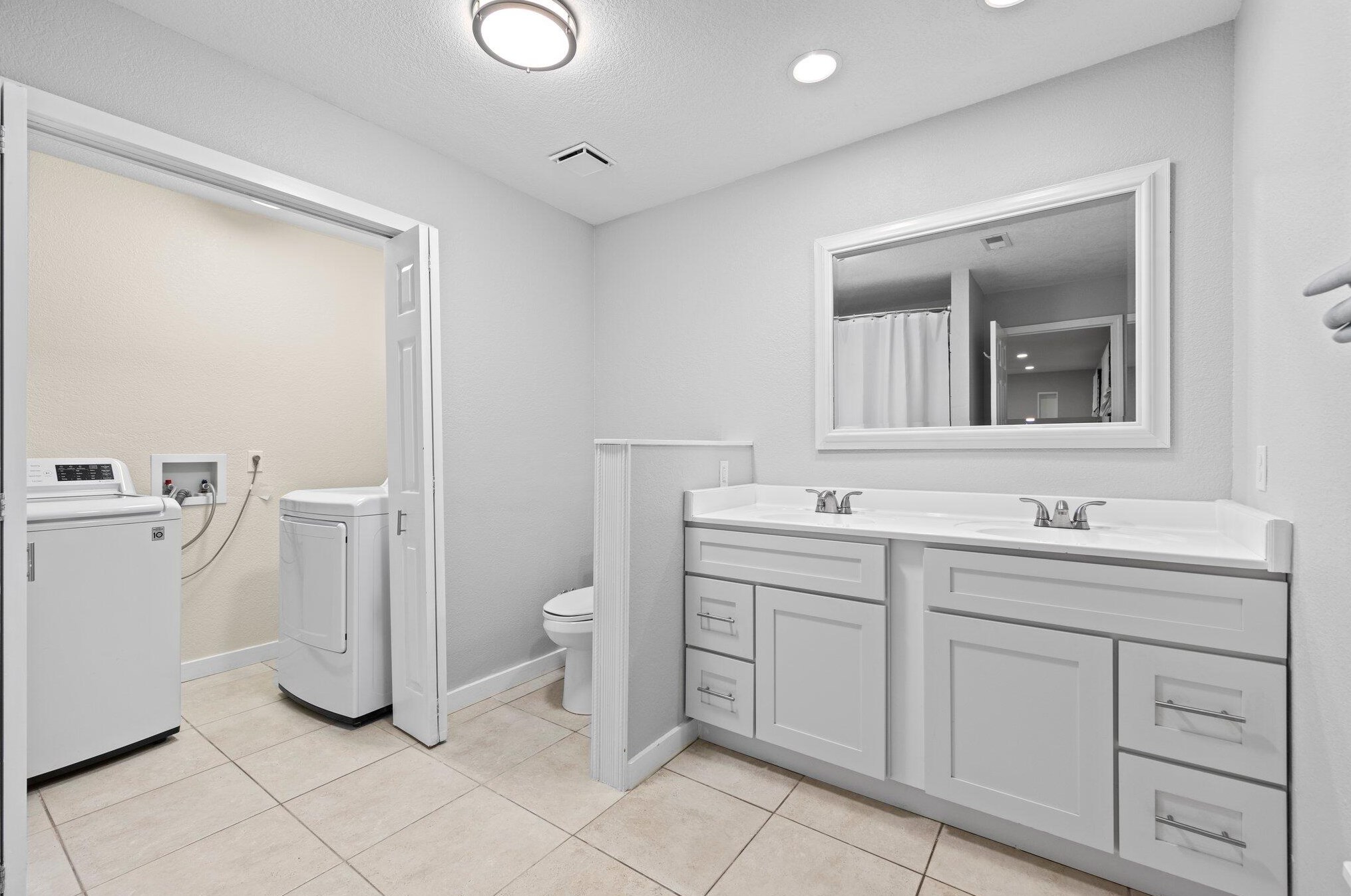 24 Bay Dr, Fort Walton Beach FL  32548-5166 exterior