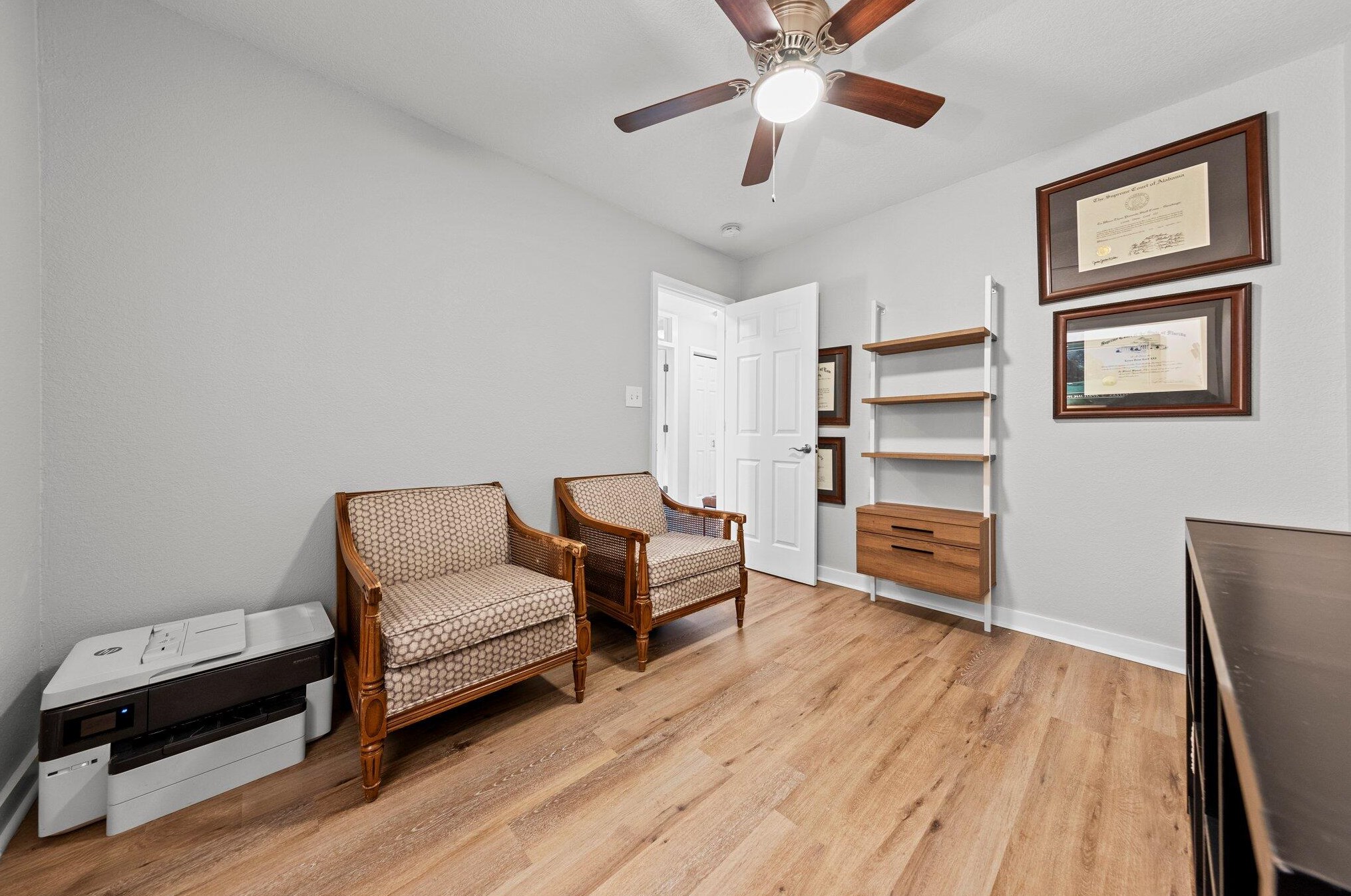 24 Bay Dr, Fort Walton Beach FL  32548-5166 exterior