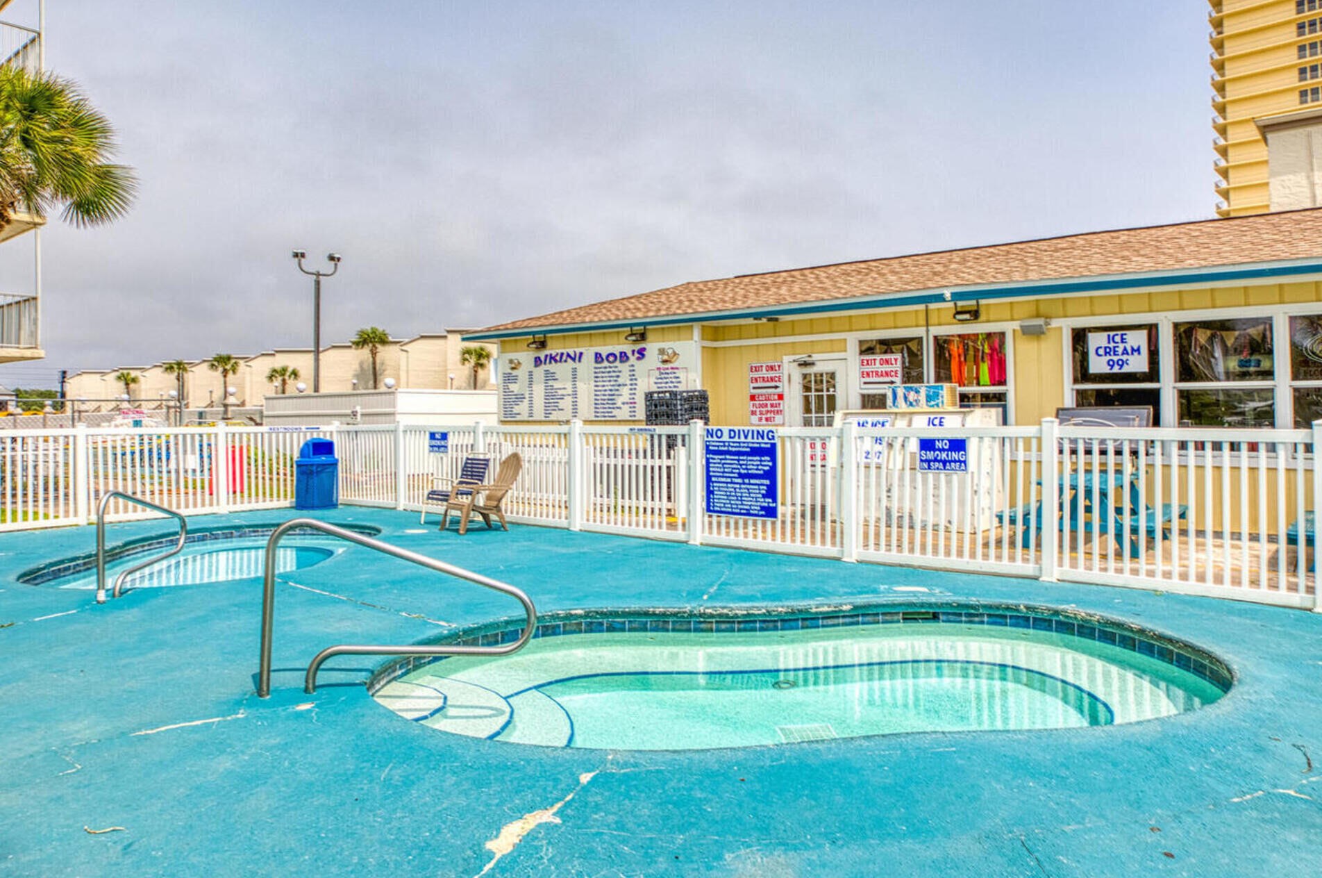 8743 Thomas Dr, Panama City FL  32408-4012 exterior