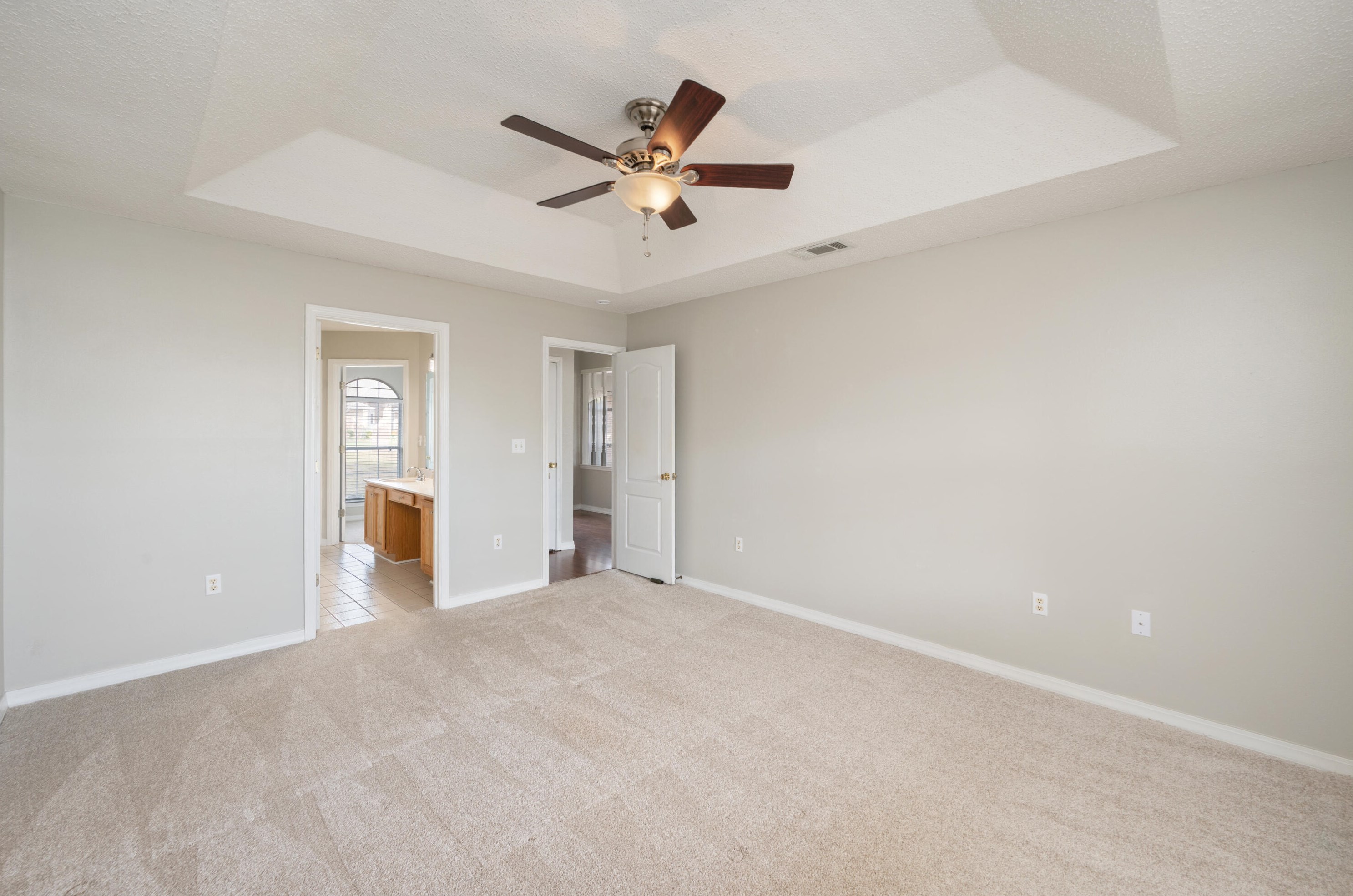 396 Riverchase Blvd, Crestview FL  32536-4297 exterior