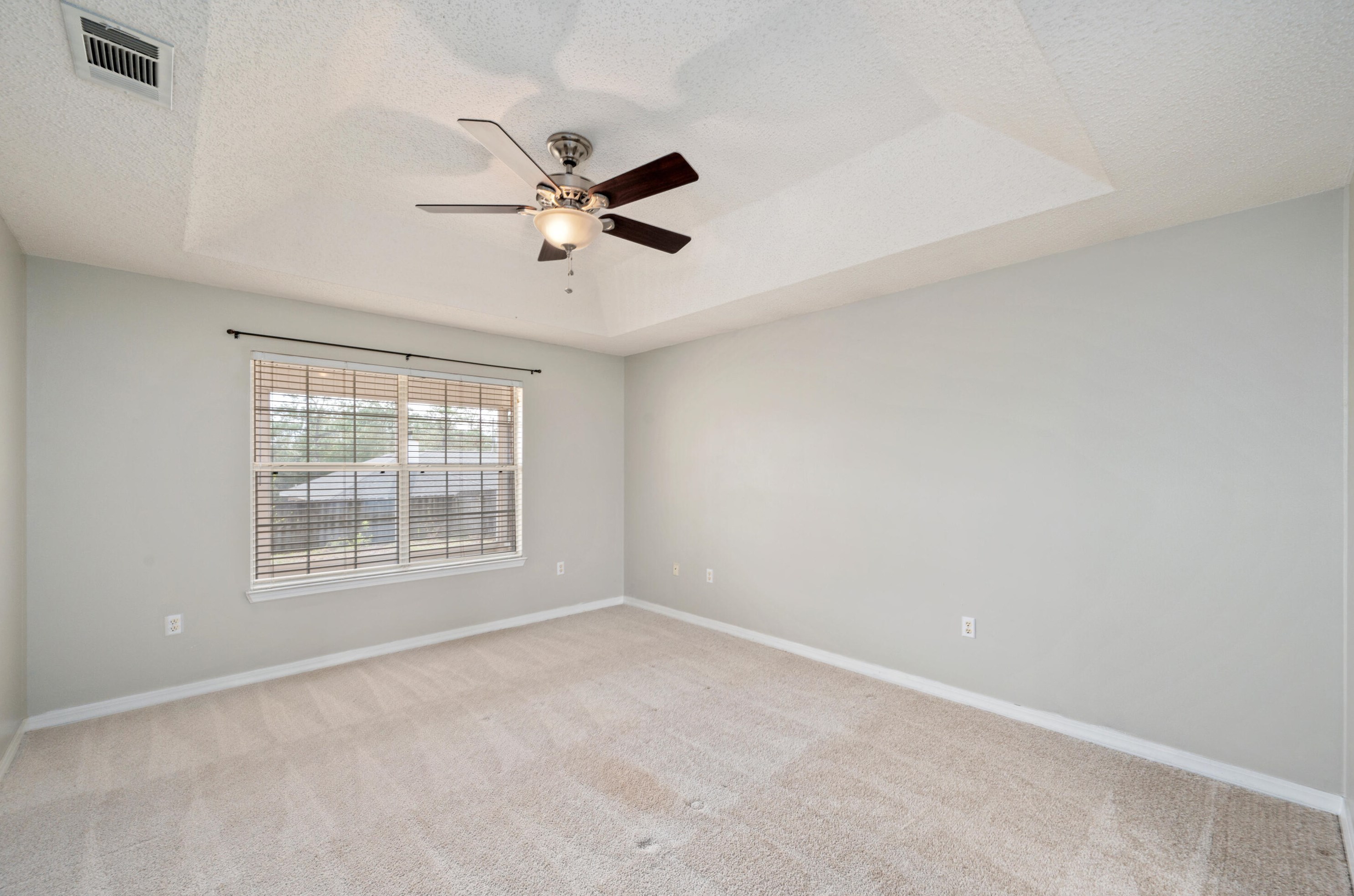 396 Riverchase Blvd, Crestview FL  32536-4297 exterior